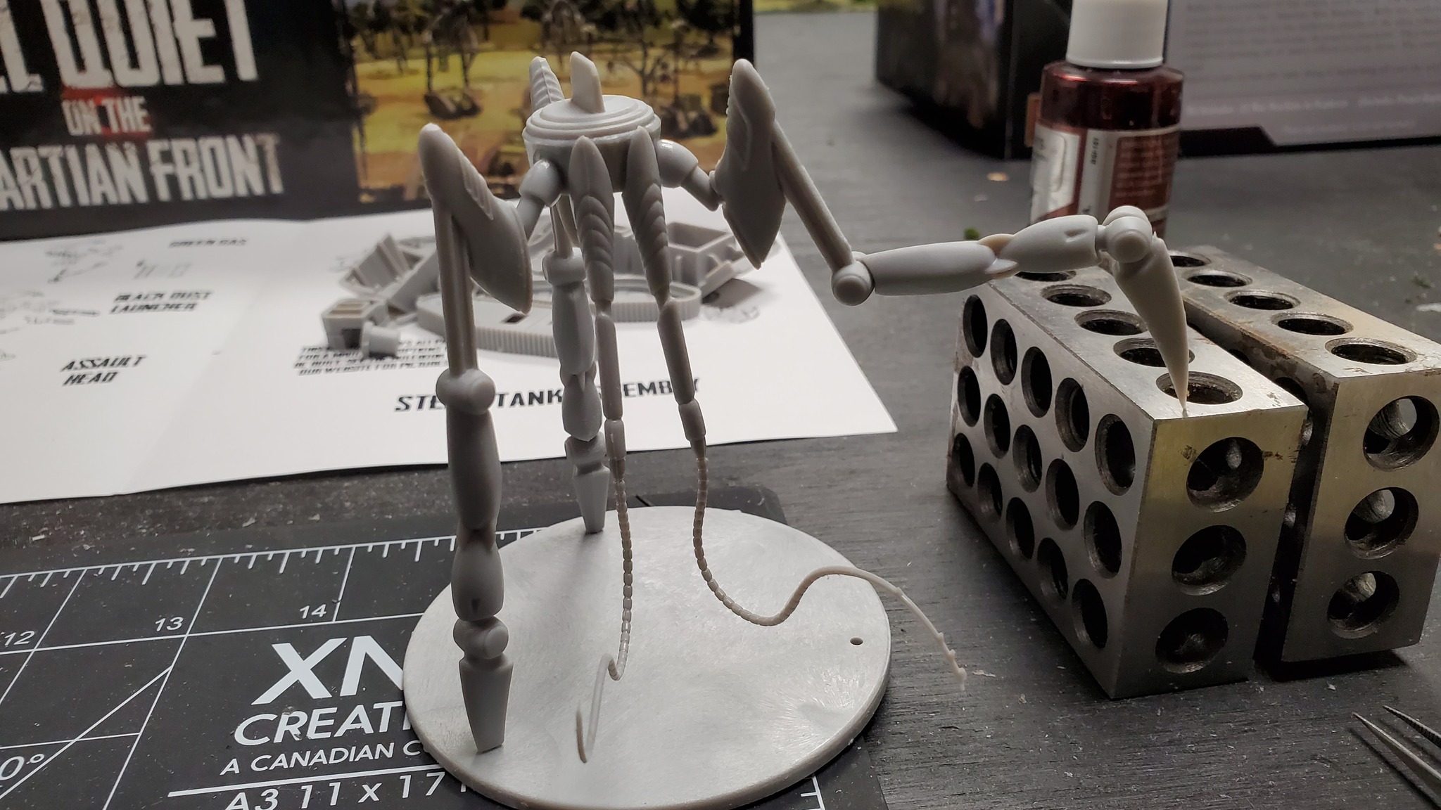 Dave's Scale Modeling Bench