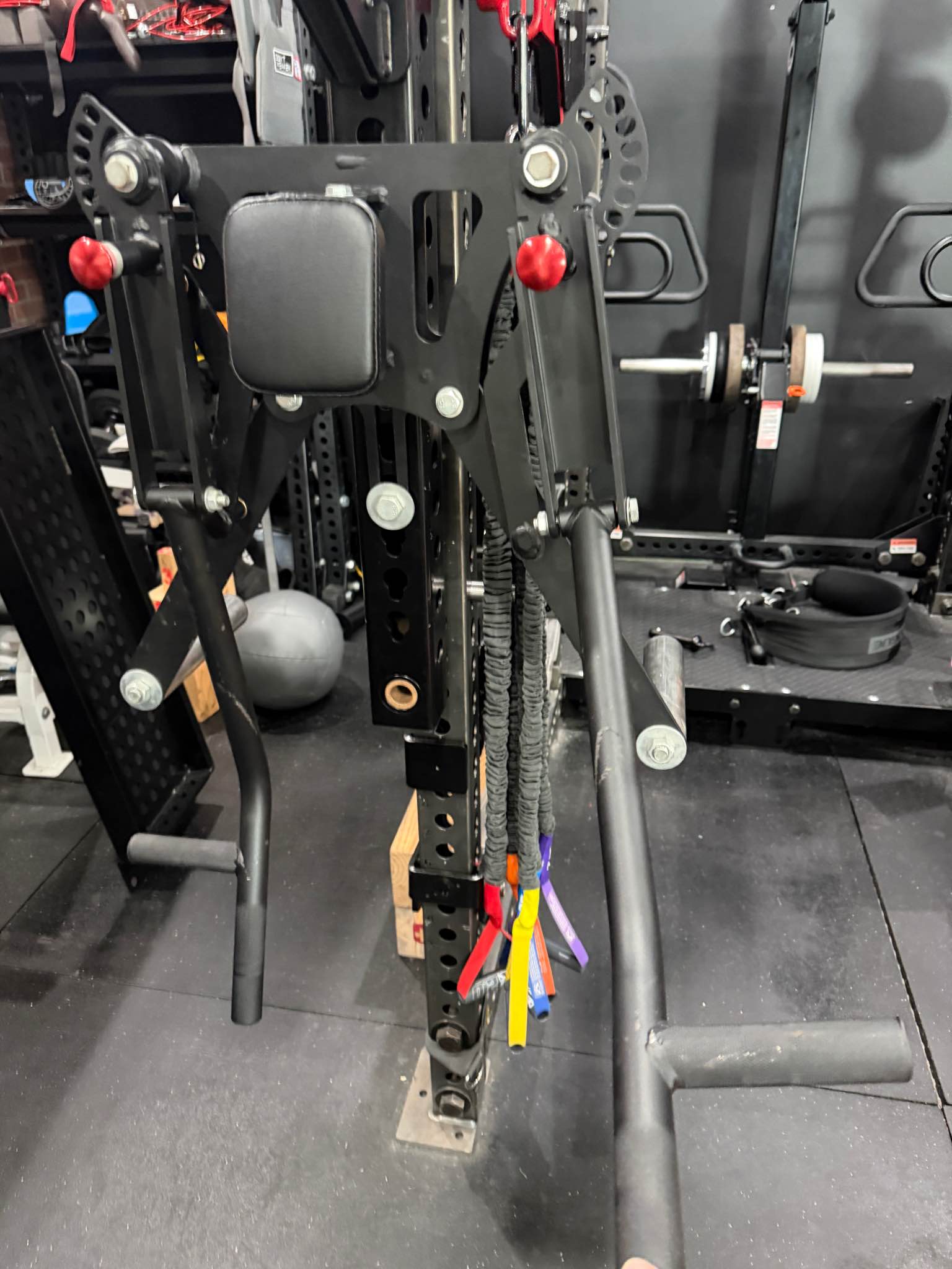 SHOULDER/CHEST FLY ATTACHMENT - Weight Lifting Machines & Racks ...