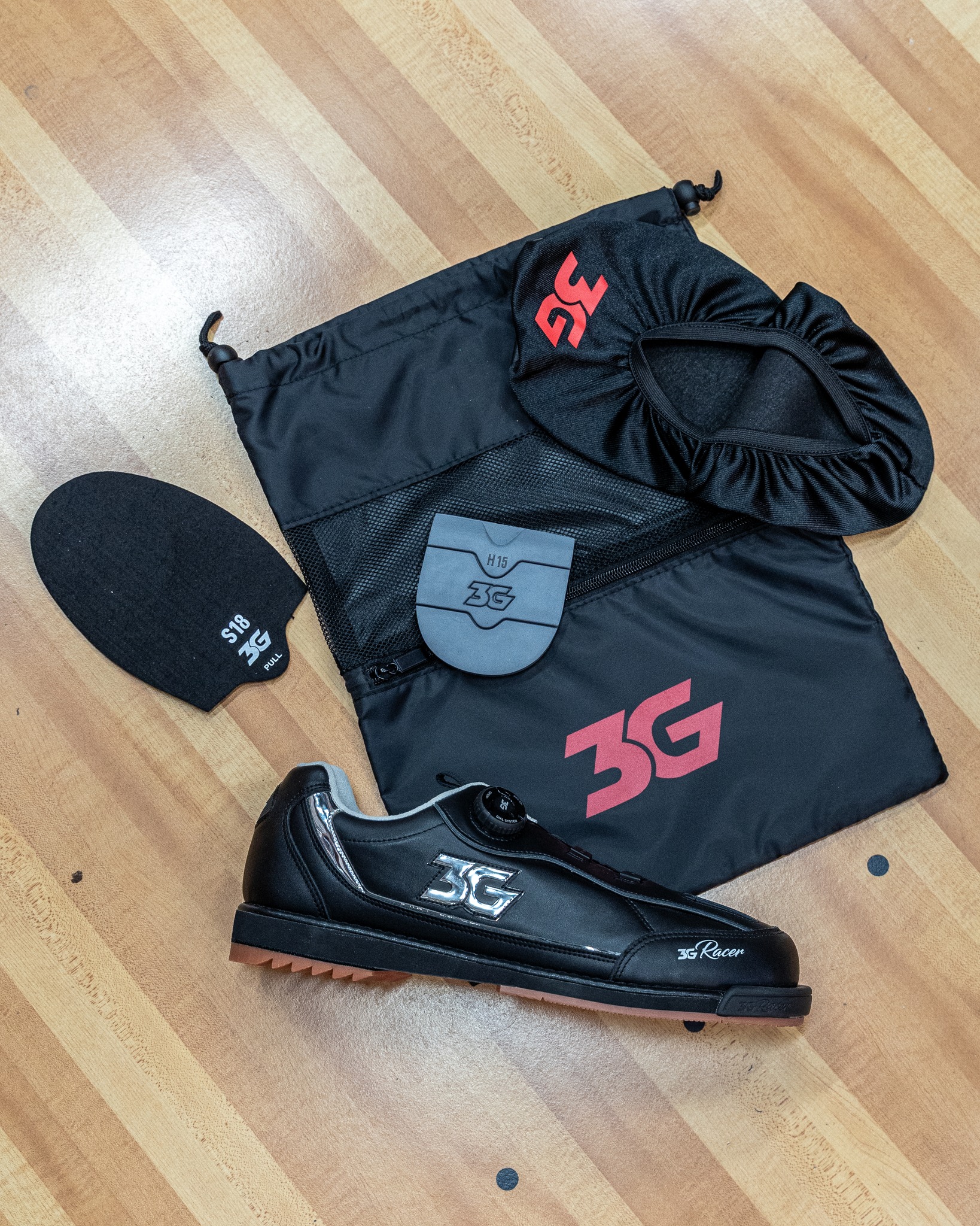 3G - The 3G Dial Racers comes with a bag, shoe cover, an extra heel ...