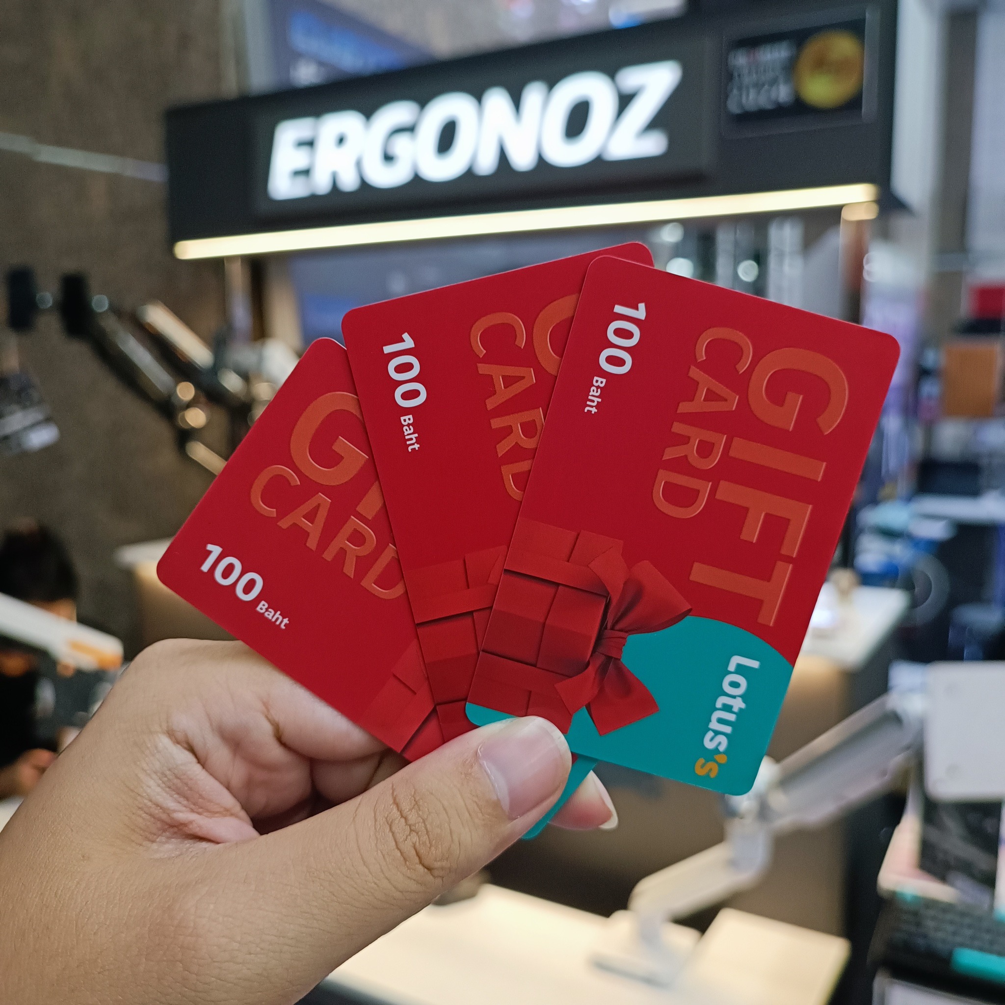 IT - ⌛7 วันสุดท้าย ทั้งลดทั้งแถม‼️ กับโปรโมชั่น แขนจับจอ Ergonoz รับ ...