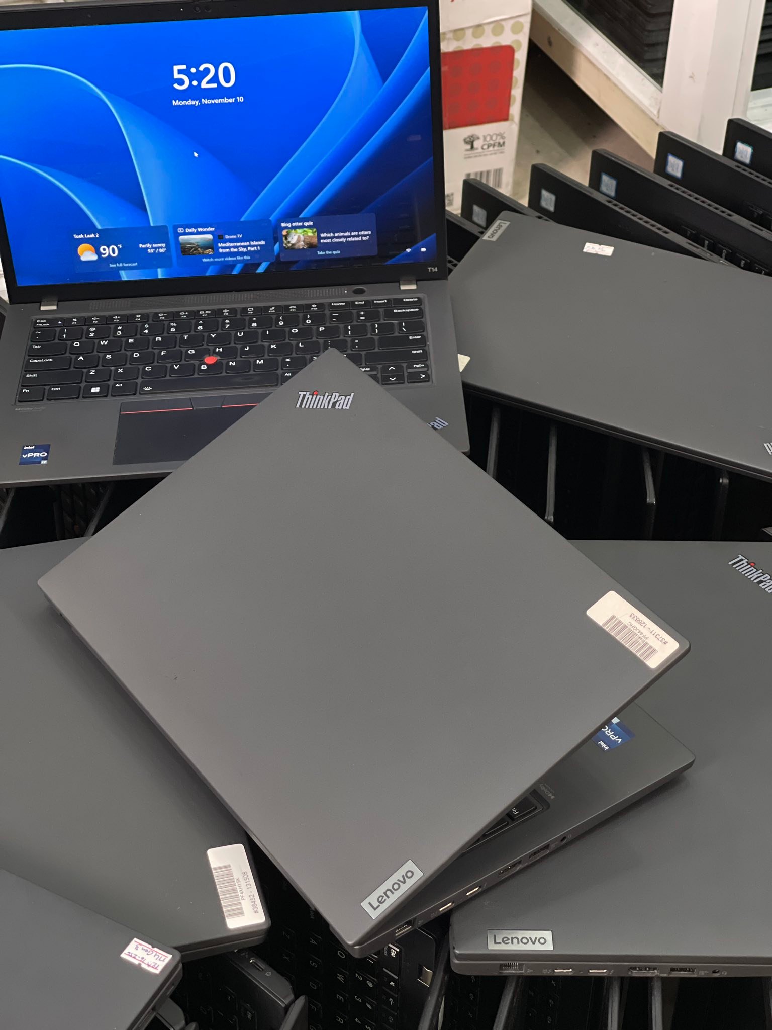 Lenovo Thinkpad T14 Gen3 Top Business Laptop USA 🇺🇸 CPU : Core