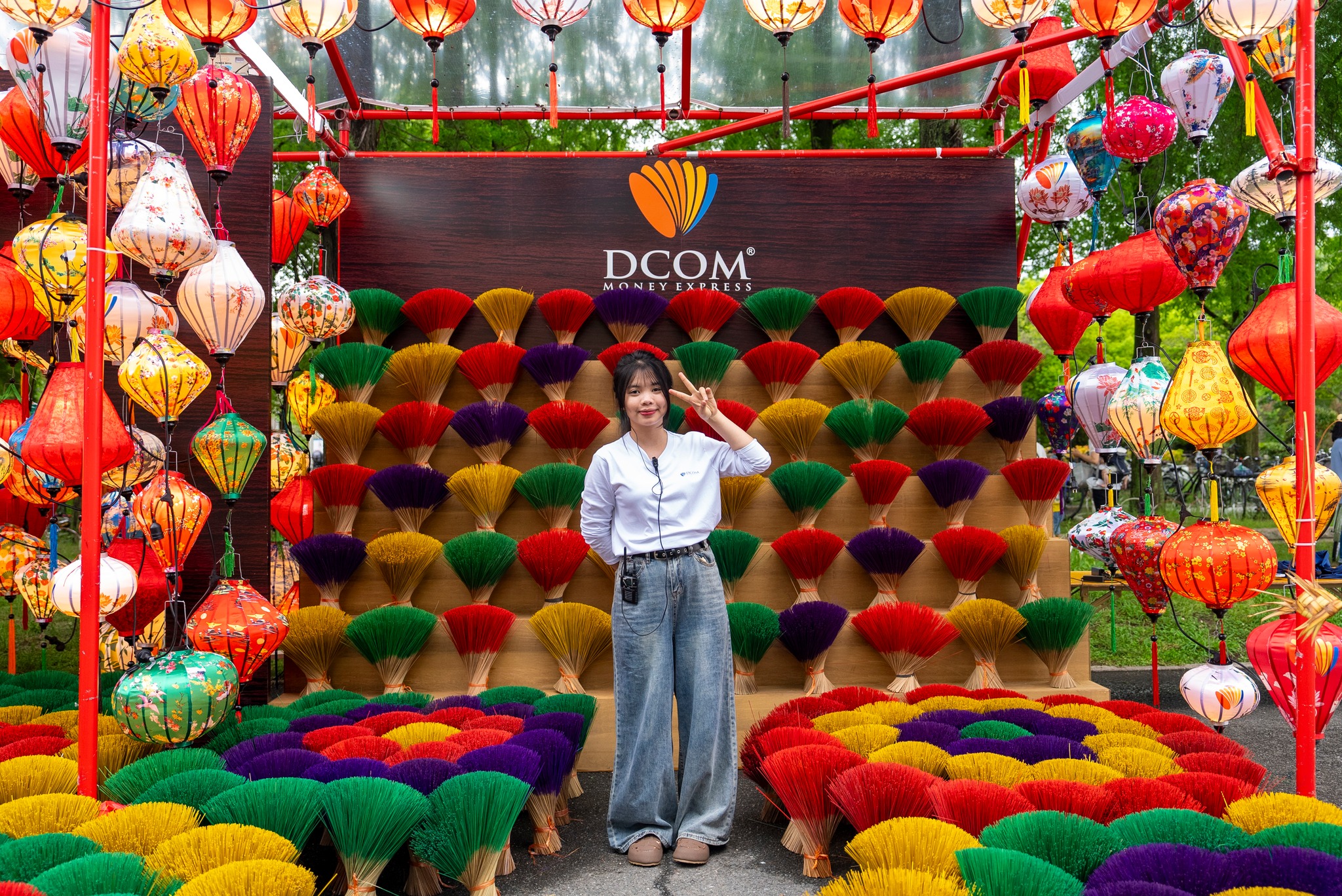 DCOM Vietnam - Chuyển... - DCOM Vietnam - Chuyển tiền nhanh