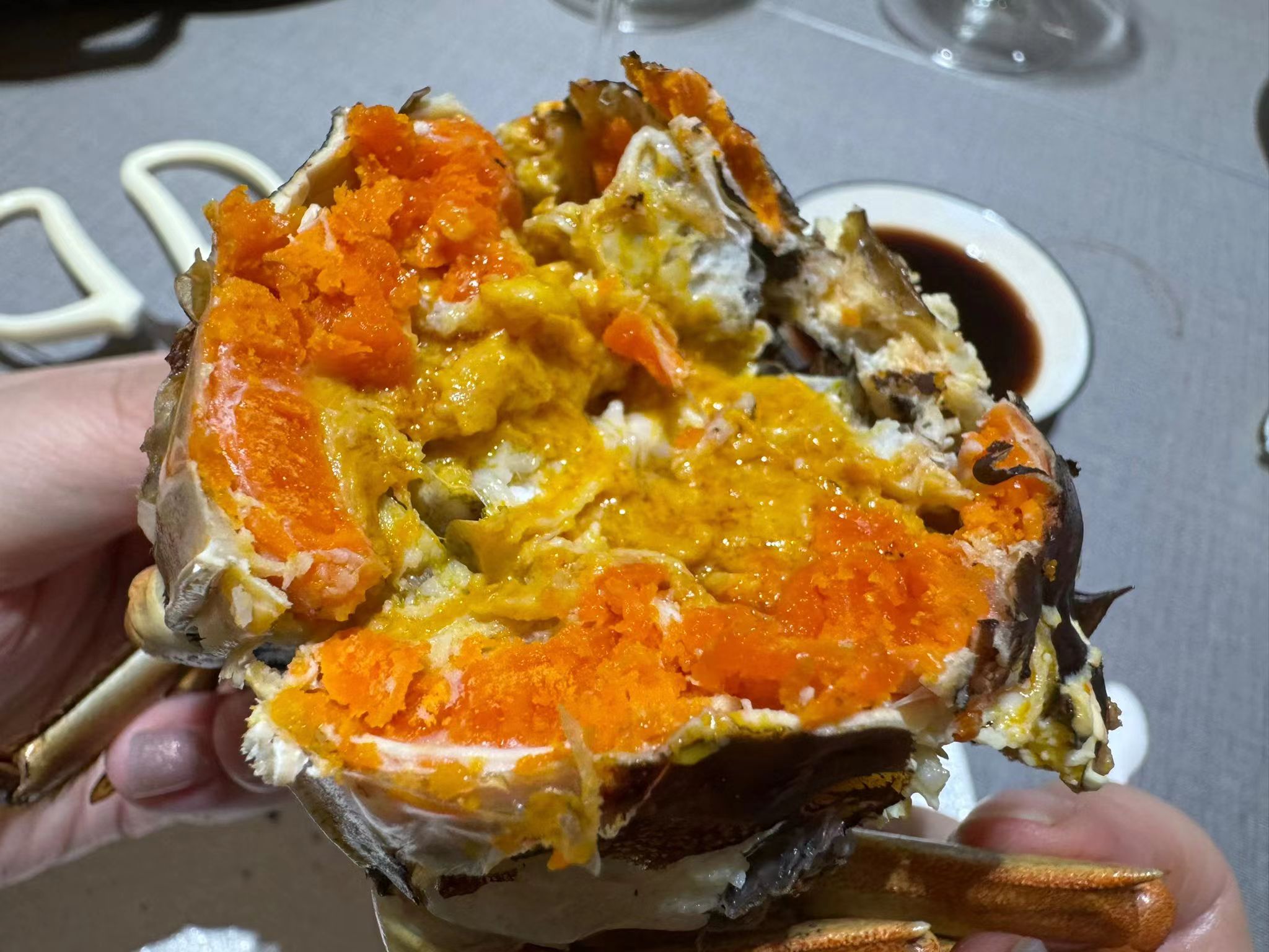 肥仔號大閘蟹 - 肥仔號大閘蟹買二送一 三十多年老字號🦀 保證足秤 認準[肥仔號]，只此一家，別無分號... | Facebook