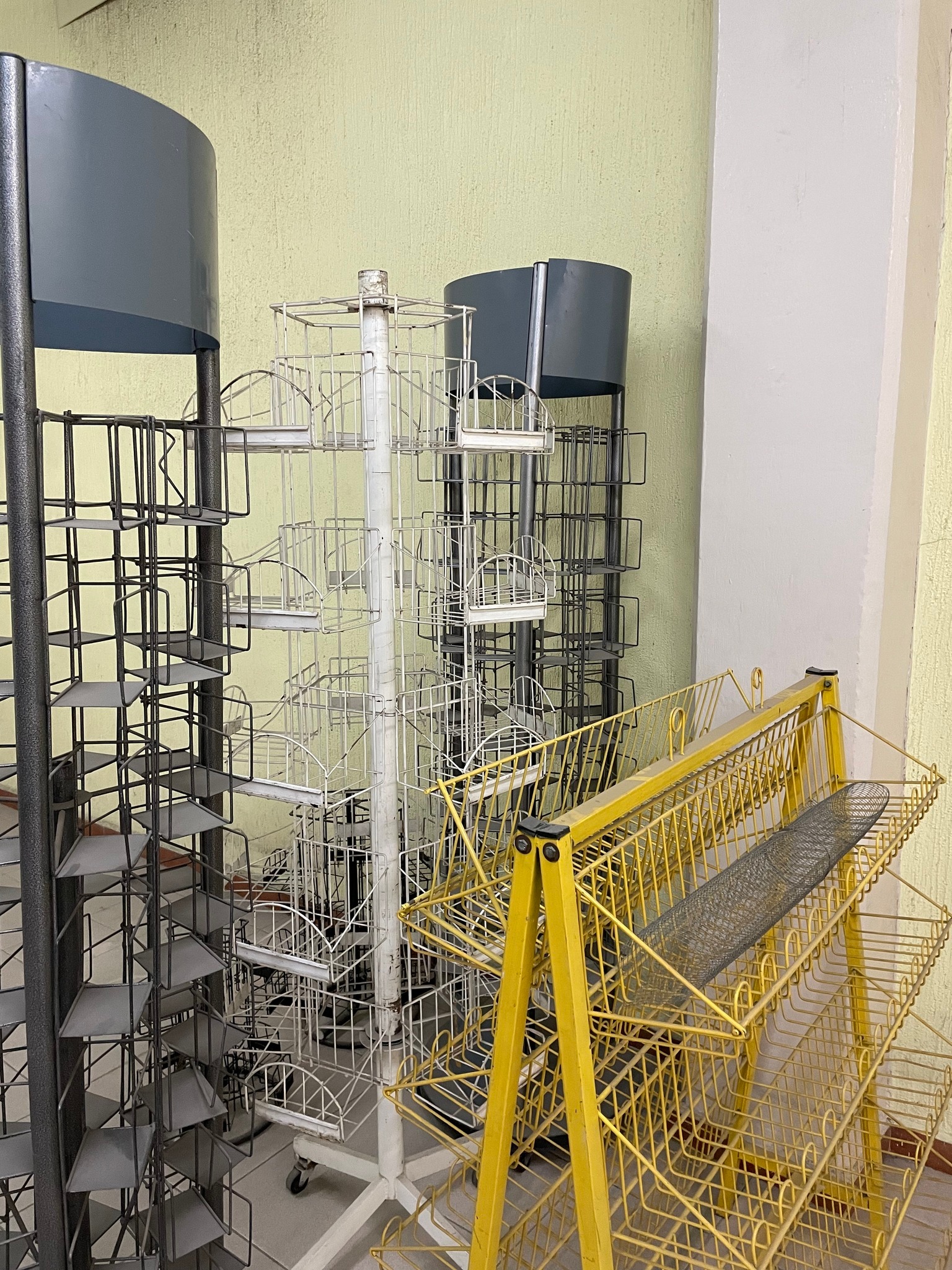 🔴 I Remate de exhibidores. - Dish Racks - Mexico City, Mexico ...