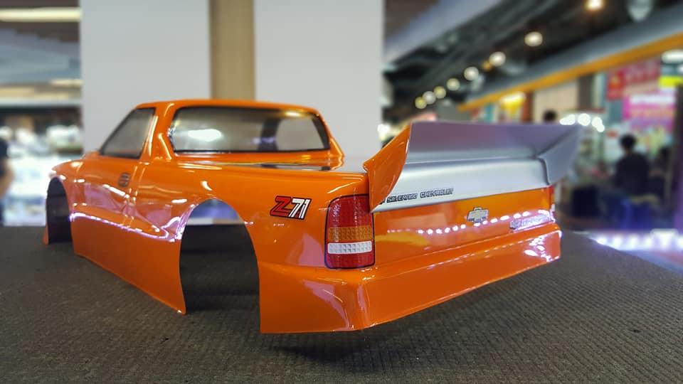 HPI Racing CHEVROLET SILVERADO 200mm. 1/10