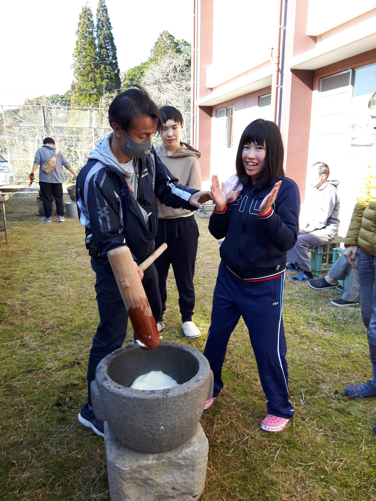社会福祉法人 青鳥会 吉田愛青園 Facebook