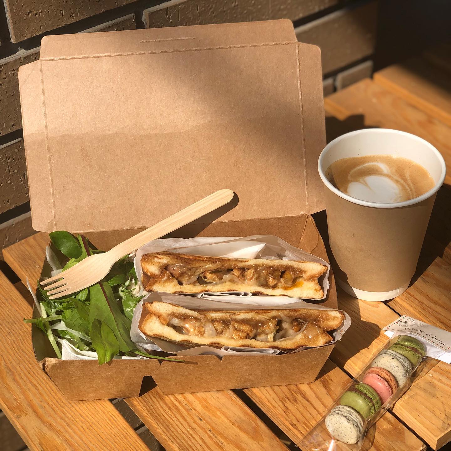 Il Ktutti テイクアウト ホットサンドセット 煮伝助アナゴとフォアグラのホットサンド カフェ お菓子 外でピクニック気分 Ilktutti イルカトゥッティ うまいもんはうまい テイクアウト 大阪グルメ 浦江公園 大淀南 福島イタリアン 大阪イタリアン