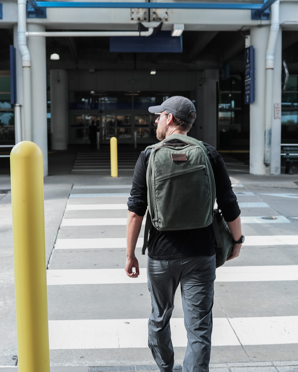 timbuk2 especial spoke sling messenger bag Stash Weatherproof collections-allLaptopBags Cloaked in a black Size:SABSXT-661MH Pink Diaper Bag Luxury