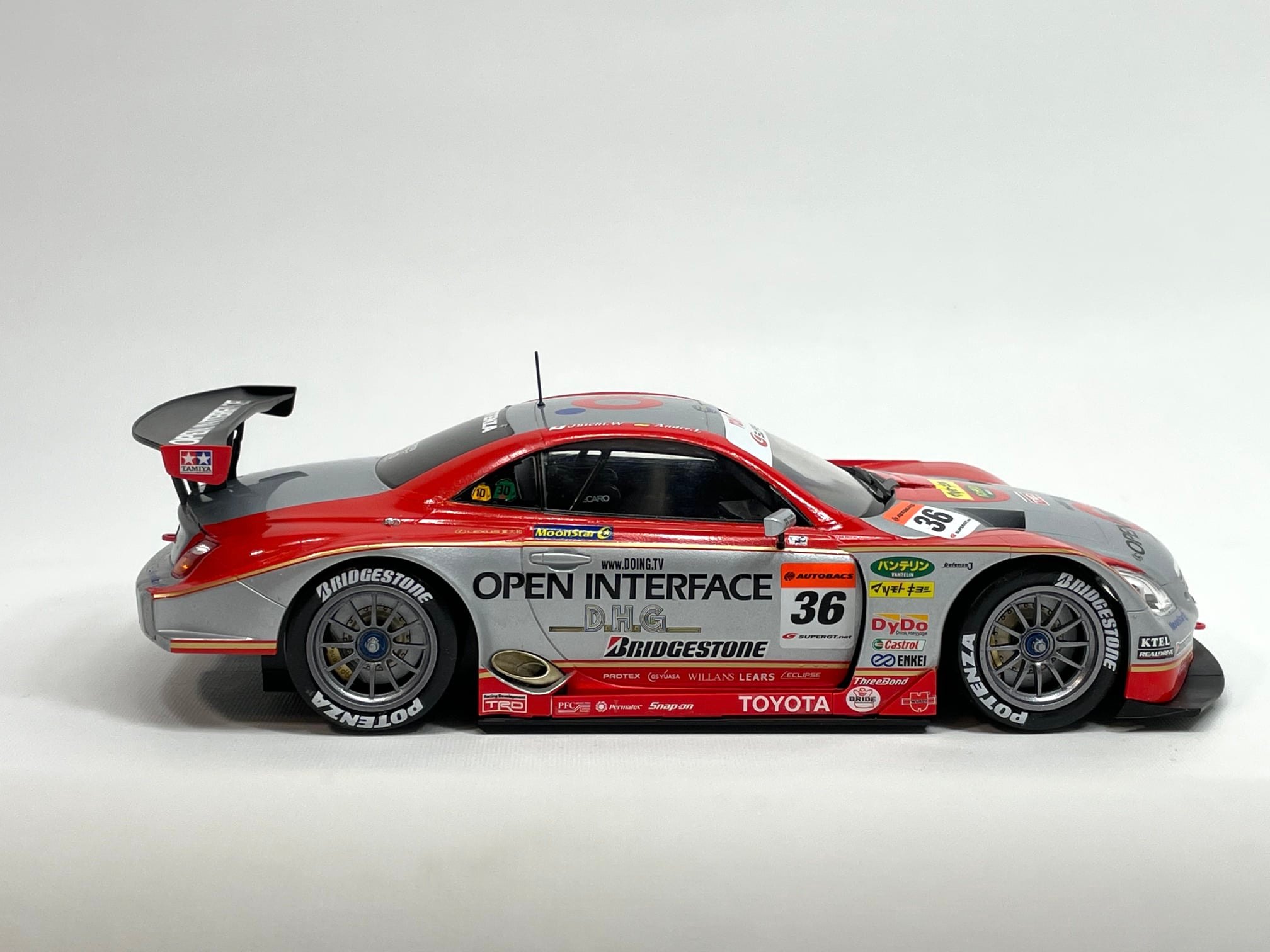 Tamiya Open Interface 2006 Super GT Lexus SC430 model car