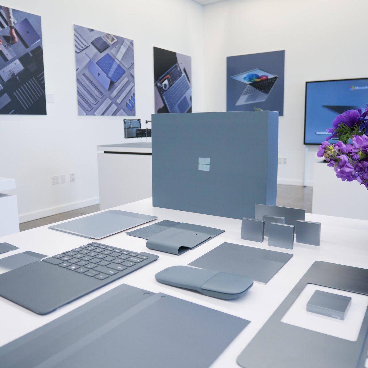 ⋱ 新色?オーシャン グリーン?? ⋰ http://msft.it/6185s6VnN 