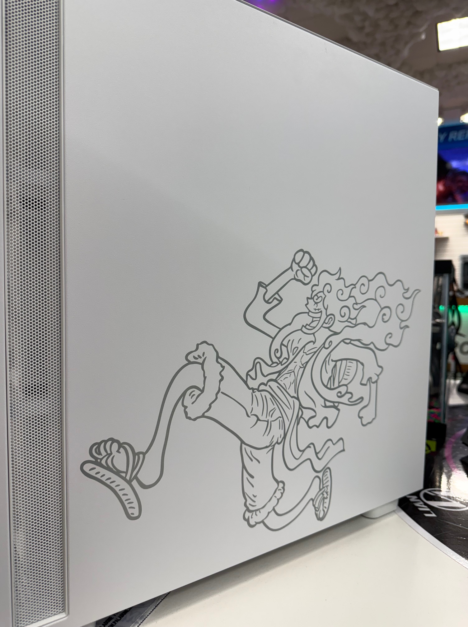 PC Pros - Brand new custom Luffy Gear 5 themed PC! With... | Facebook