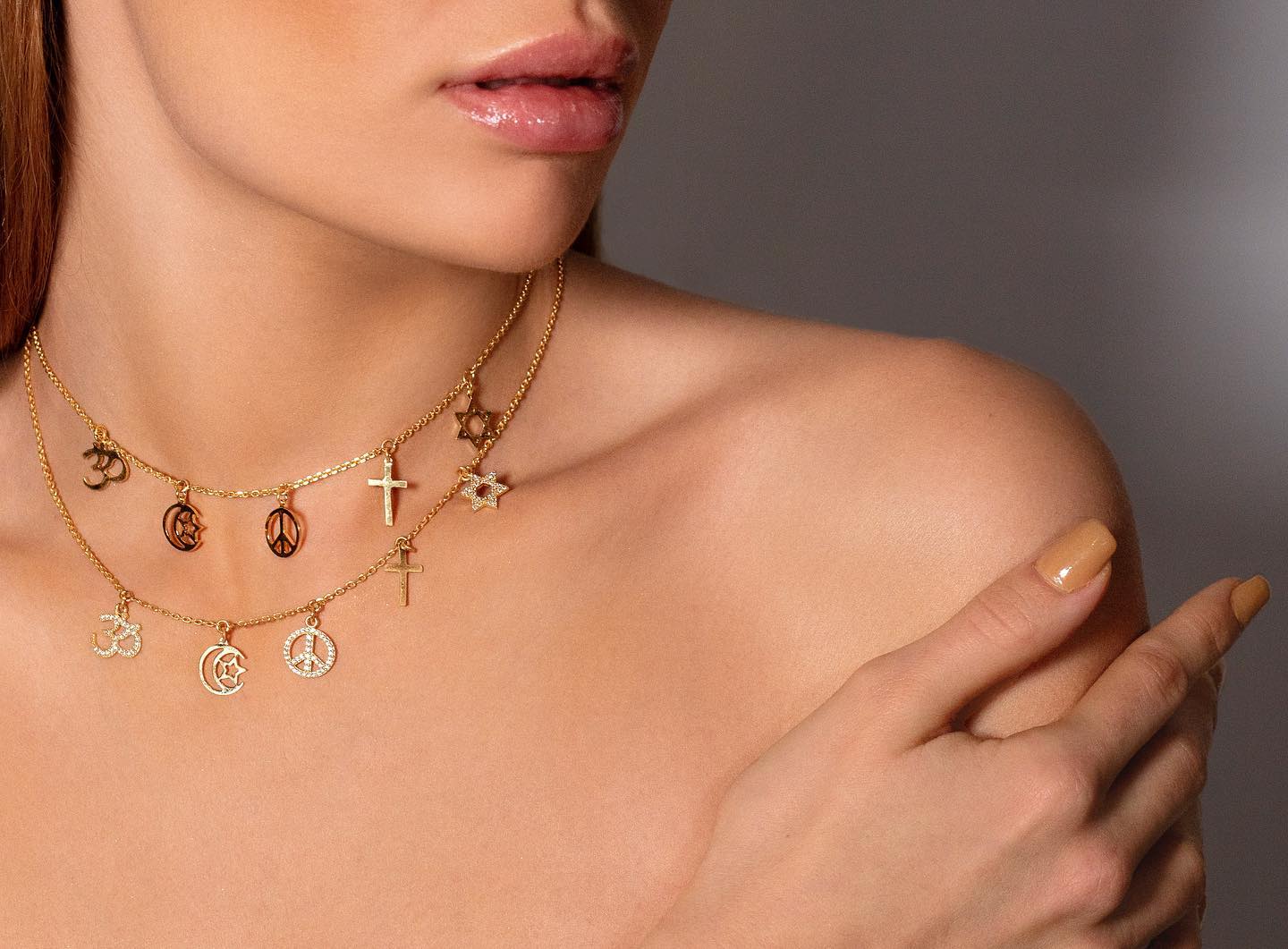 Collier Peace Is My Religion