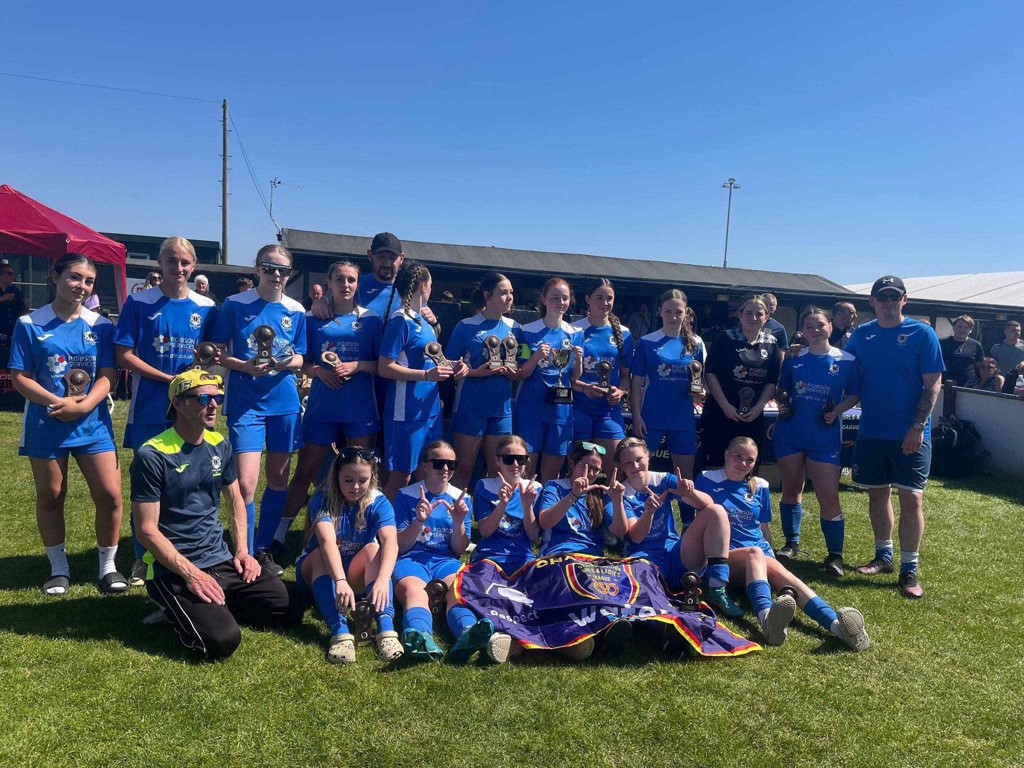 Grassroots - #EndOfSeasonShoutout to Lanehead Diamonds U16s who won ...