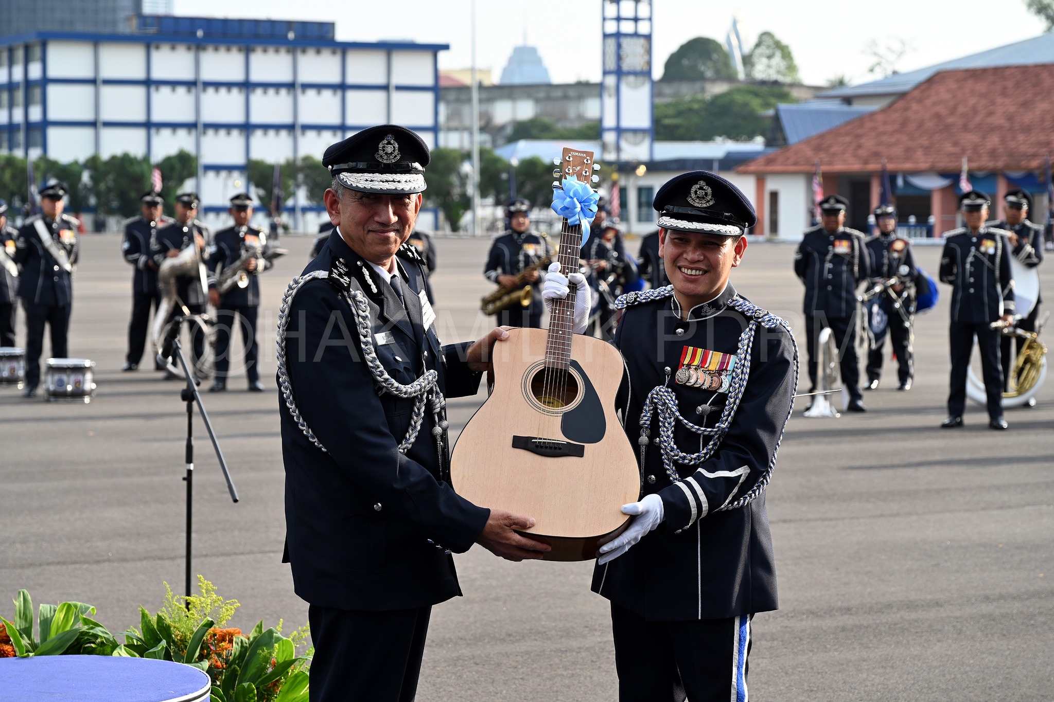 Polis... - Polis Diraja Malaysia ( Royal Malaysia Police )