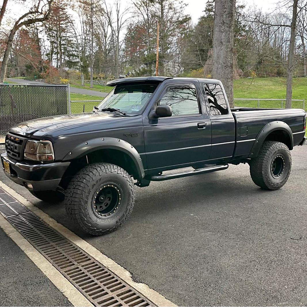 2000 Ford Ranger Super Cab · XLT FX4 Off-Road Pickup 2D 6 ft