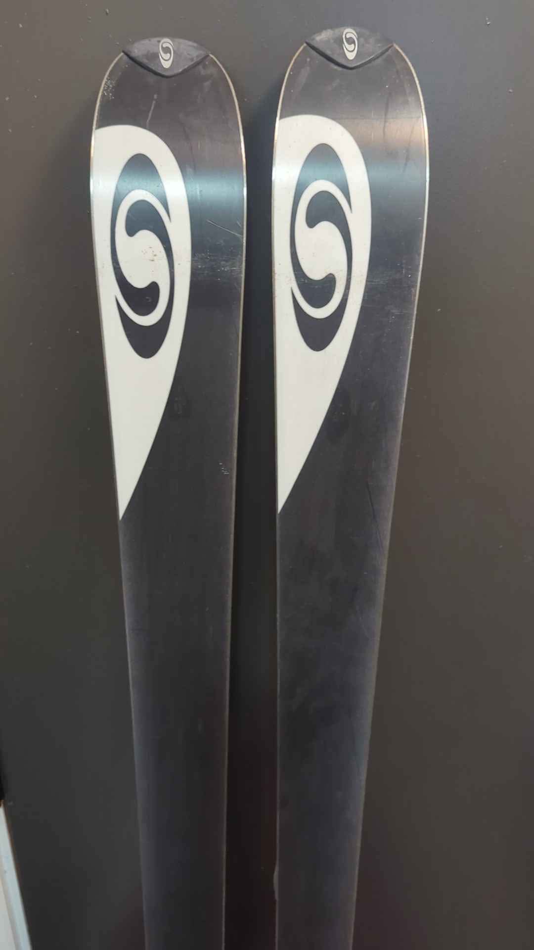 Salomon Verse 9 All Mountain Downhill Alpine Skis w/ Marker