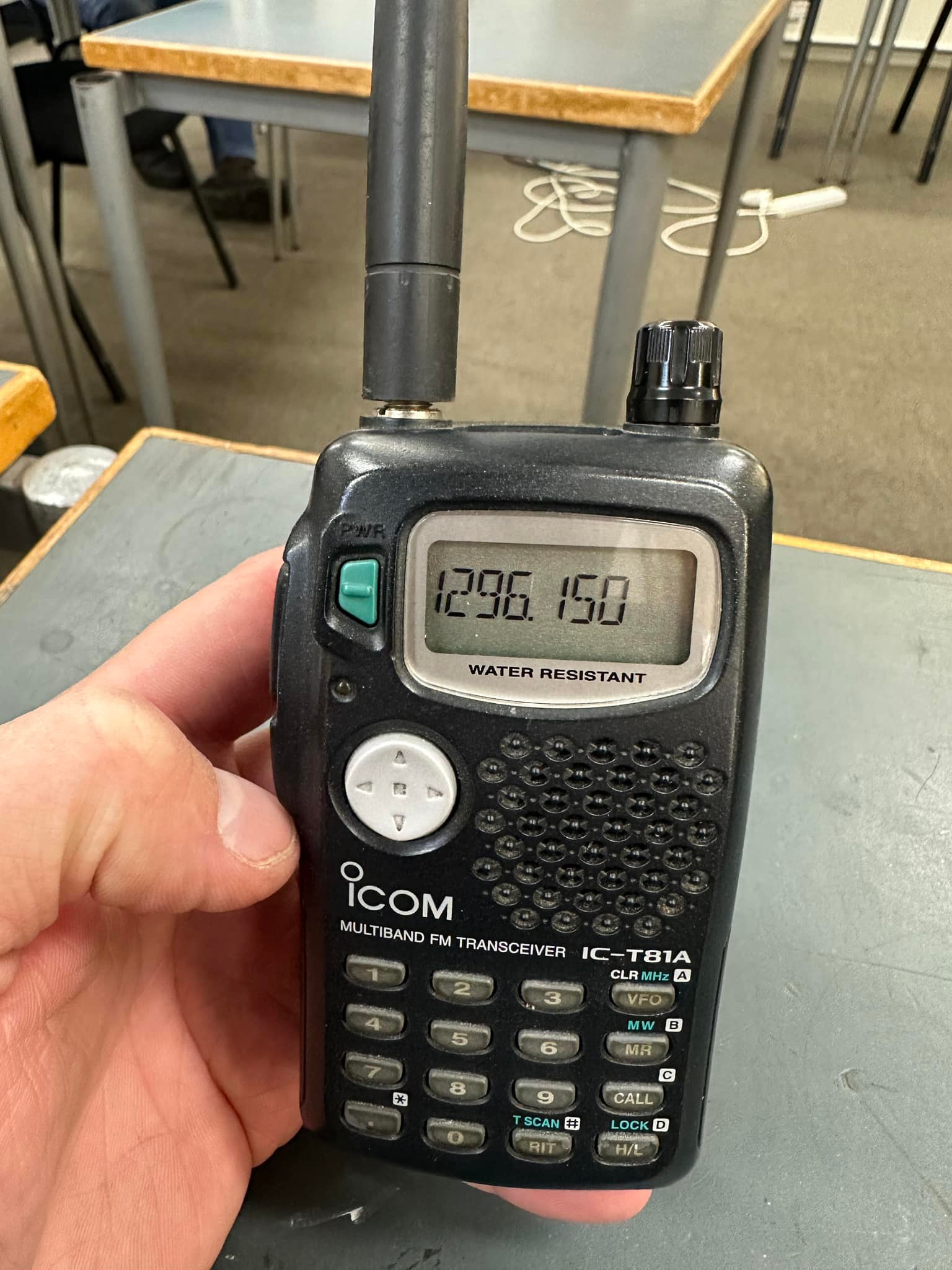 Icom T90a 800mhz radio reception capabilities