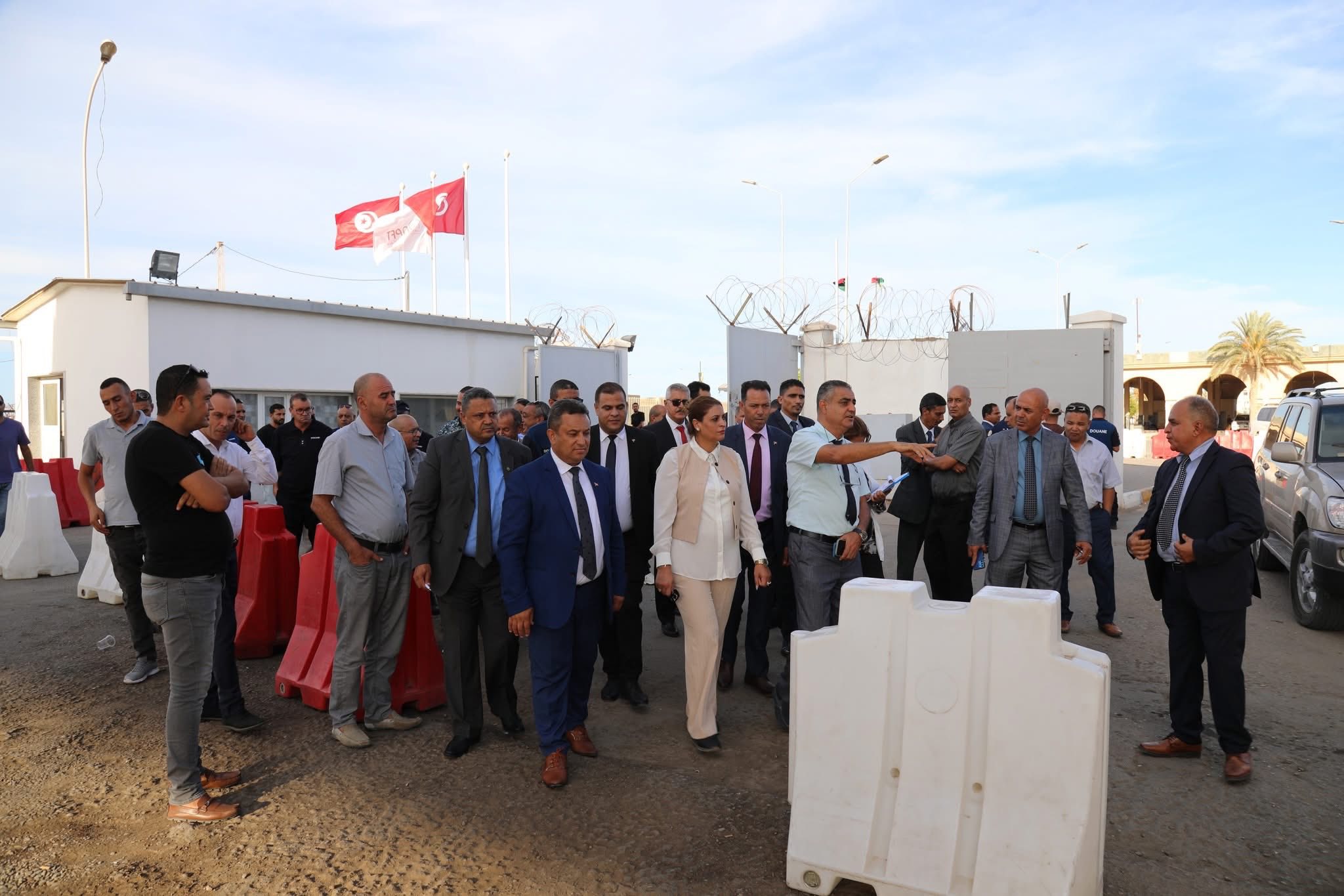 ‎مجلس نوّاب الشّعب Assemblée des Représentants du Peuple‎ added a new ...