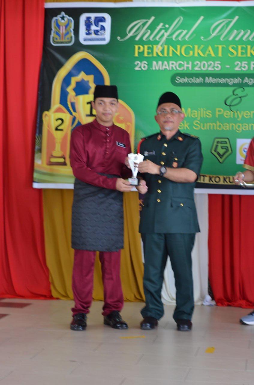Sekolah... - Sekolah Menengah Agama Parit Raja(SMAPR)