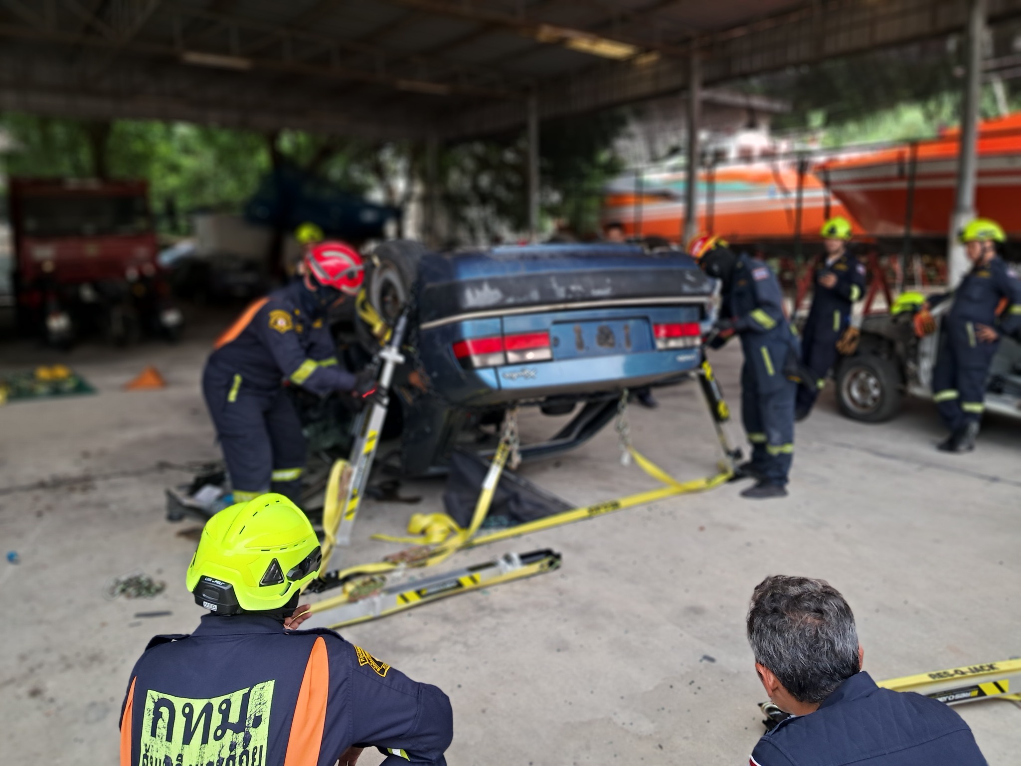 USAR-Tech - The Urbantech team are ready at the Aprat España training ...