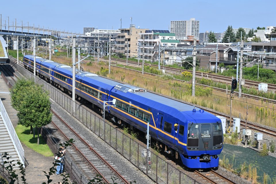 区名札のはなし 鉄道博物館に展示されている 機関車には運転室の窓の下