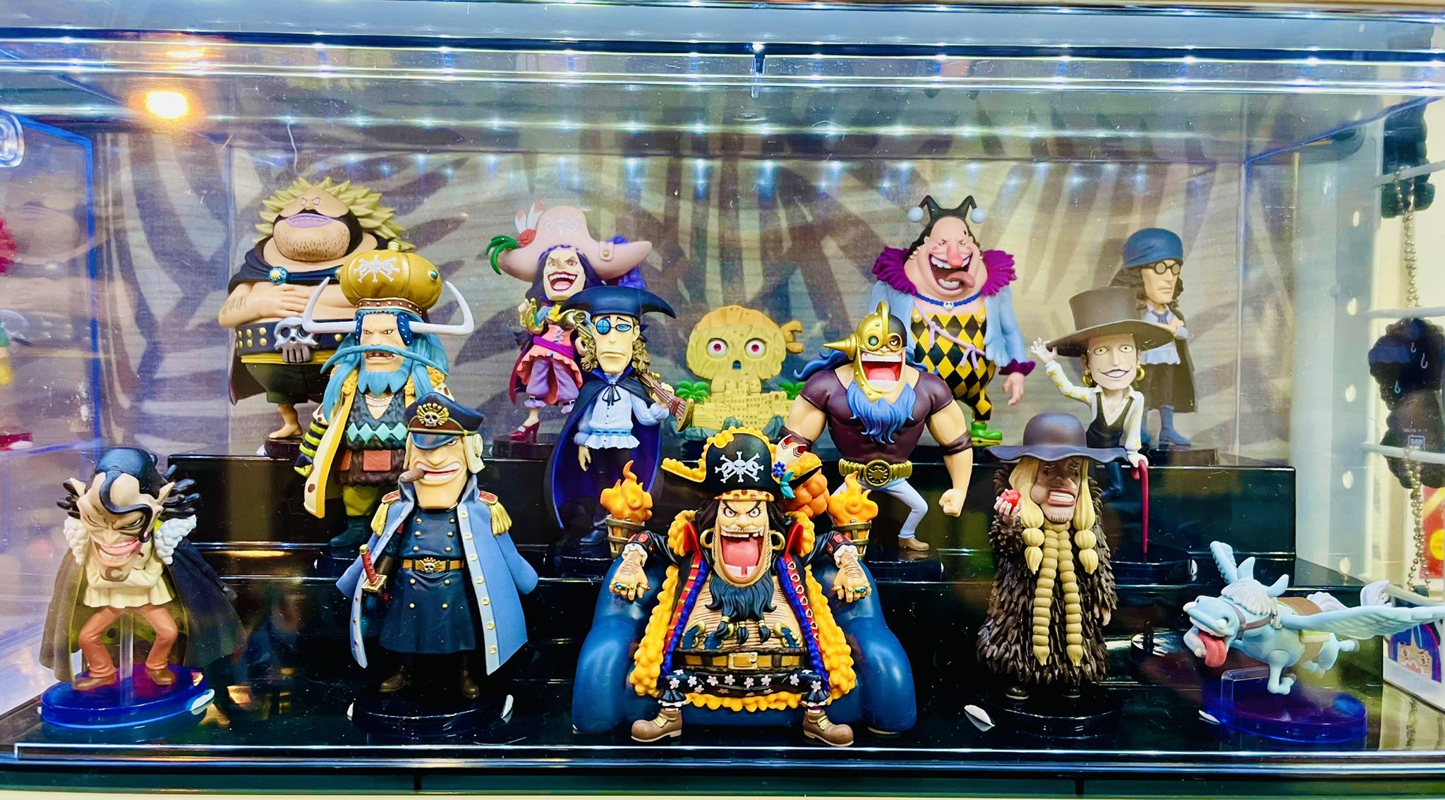 ส๊วยยย [ONE PIECE] WCF : Premium Bandai Limited ~Black Breard 