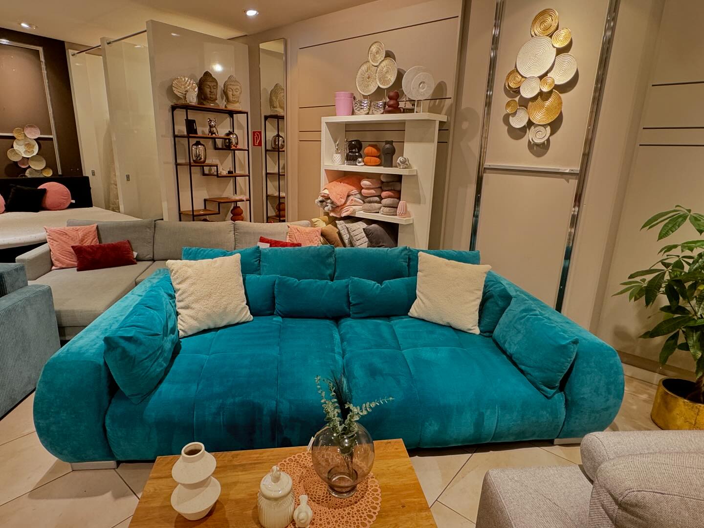 Big Sofa 270x140 450€ #mönchengladbach #rheydt #zweiteliebe_mg #möbel #furniture #home #interior #interiores #interiordecor #livingroom #living #einrichtung #einrichten #wohnen #couch #sofa #wohnliebe