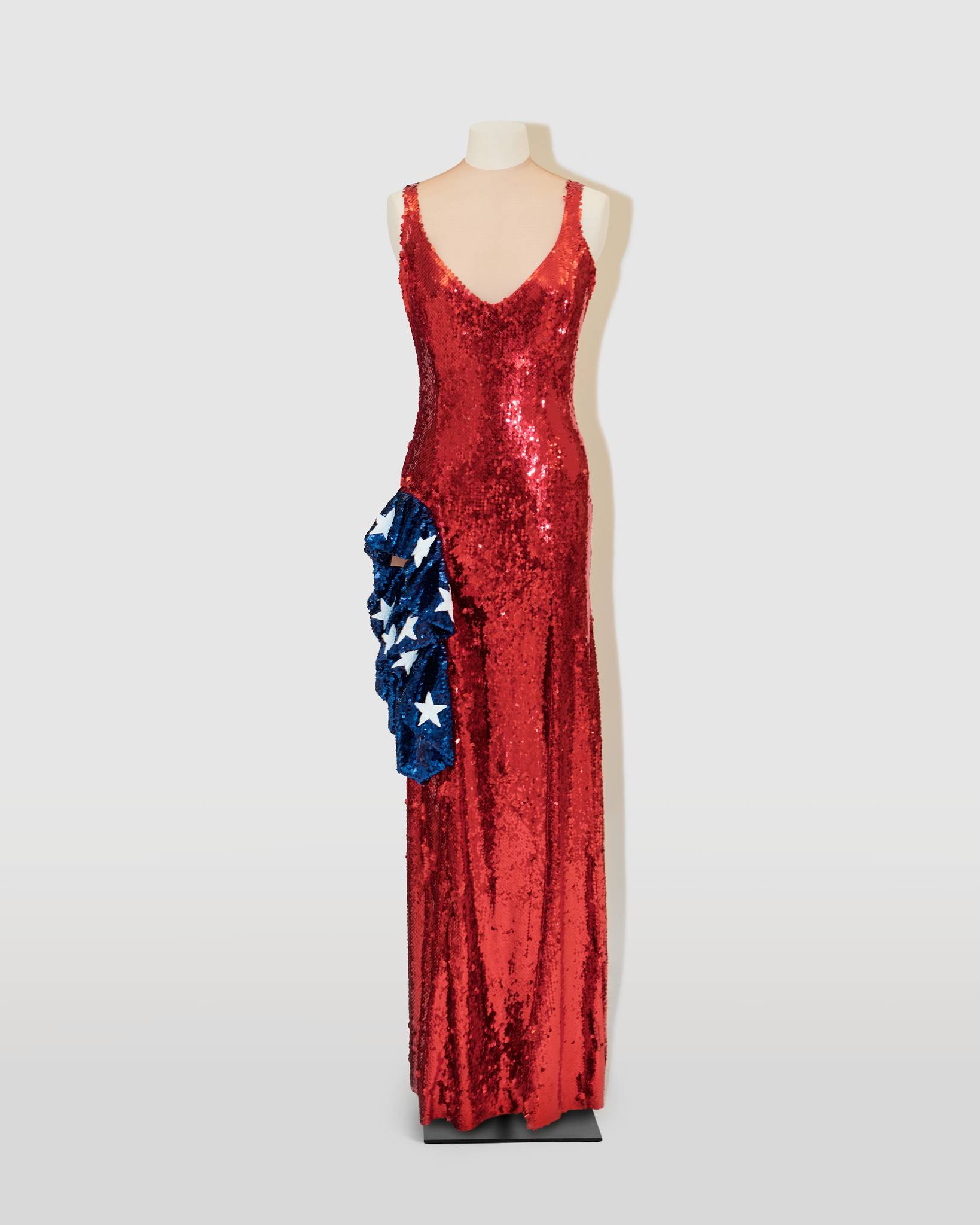 strapless sheer dress Sheer Luck Thiri Chiffon Strapless Ruffled Flounce Dress (Red) S