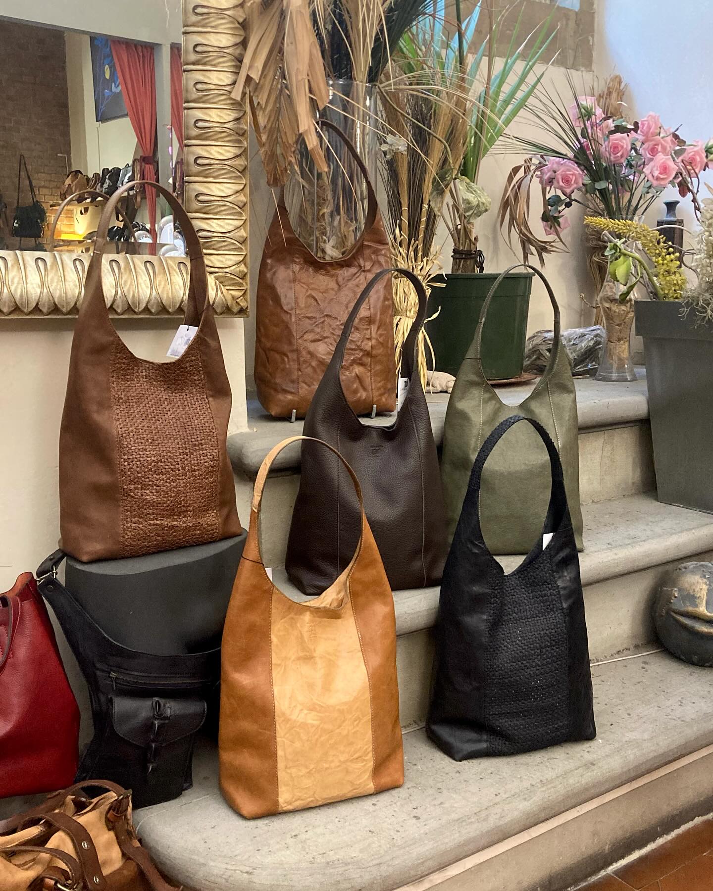 Sac Bandoulière Vintage Gino Ferruzzi Florence En Cuir Marron - Motif Autruche, Métal Doré, Fait Main Italie