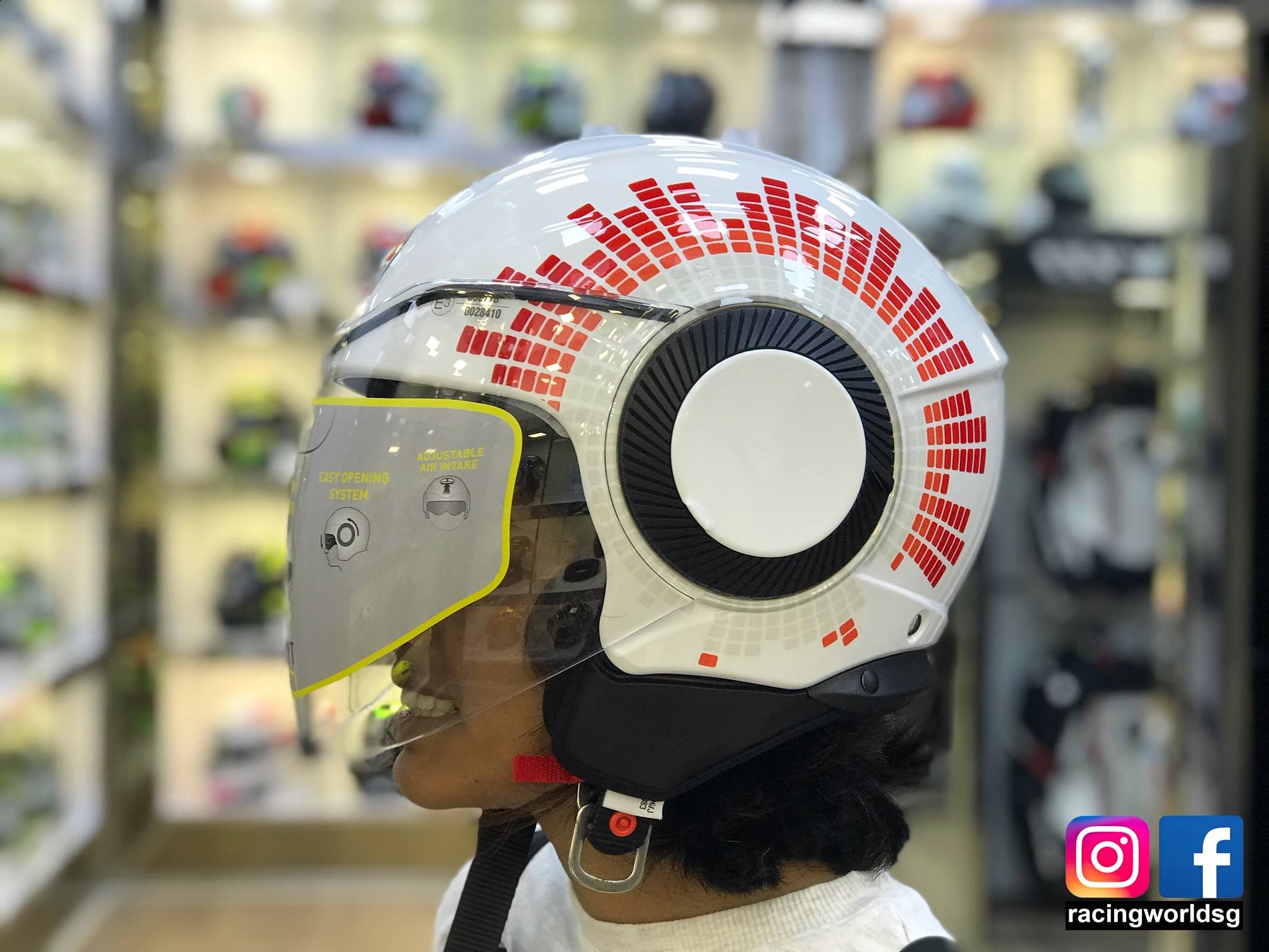 agv ginza helmet Orbyt Jet L (59/60) black/green Automotive D ring closure system. AGV Wows with a New