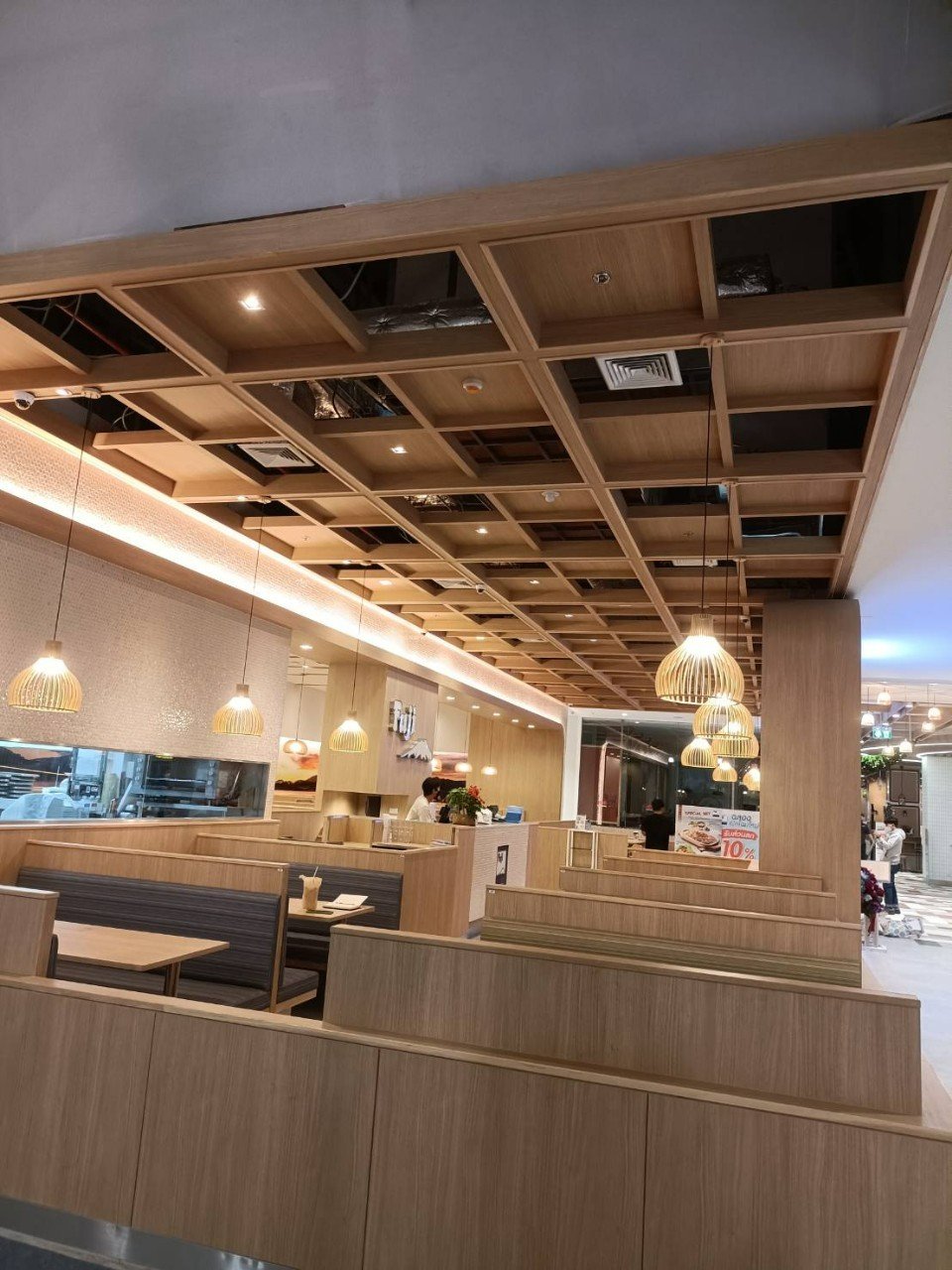 ออกแ... - ออกแบบร้านค้า ตกแต่งร้านค้า รับเหมาตกแต่งภายในออฟฟิศ
