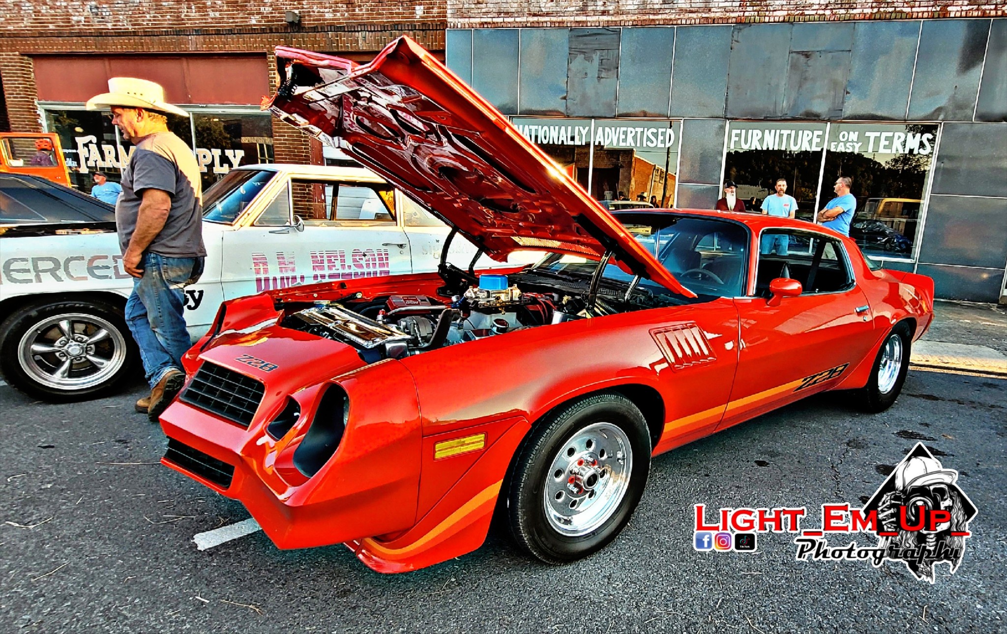 Light Em Up Photography added a... - Light Em Up Photography