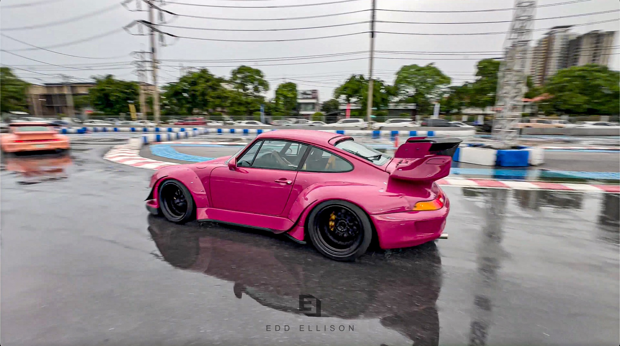 Racing - 19 RWB Porsche on track. Thailand record. Story here → https ...