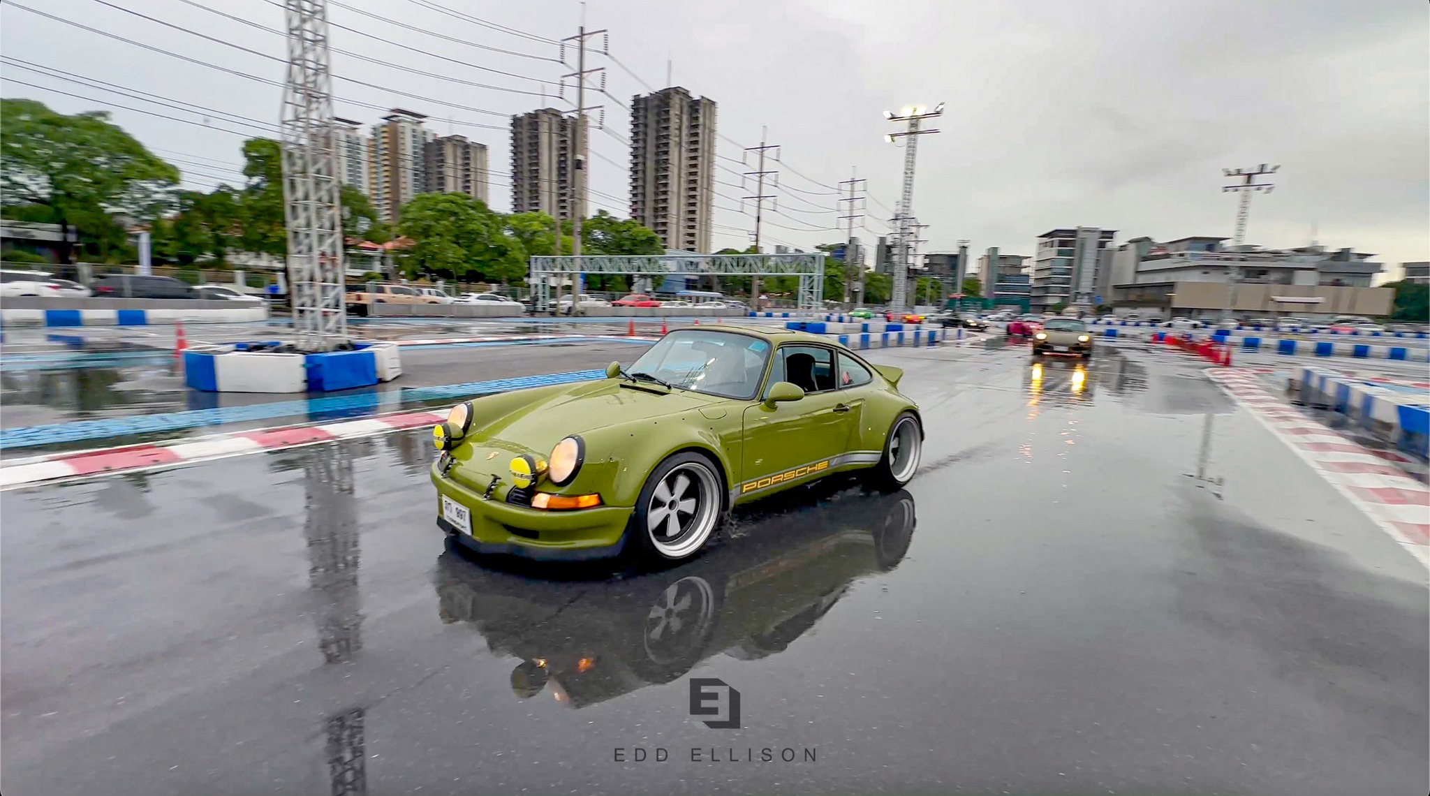 Racing - 19 RWB Porsche on track. Thailand record. Story here → https ...