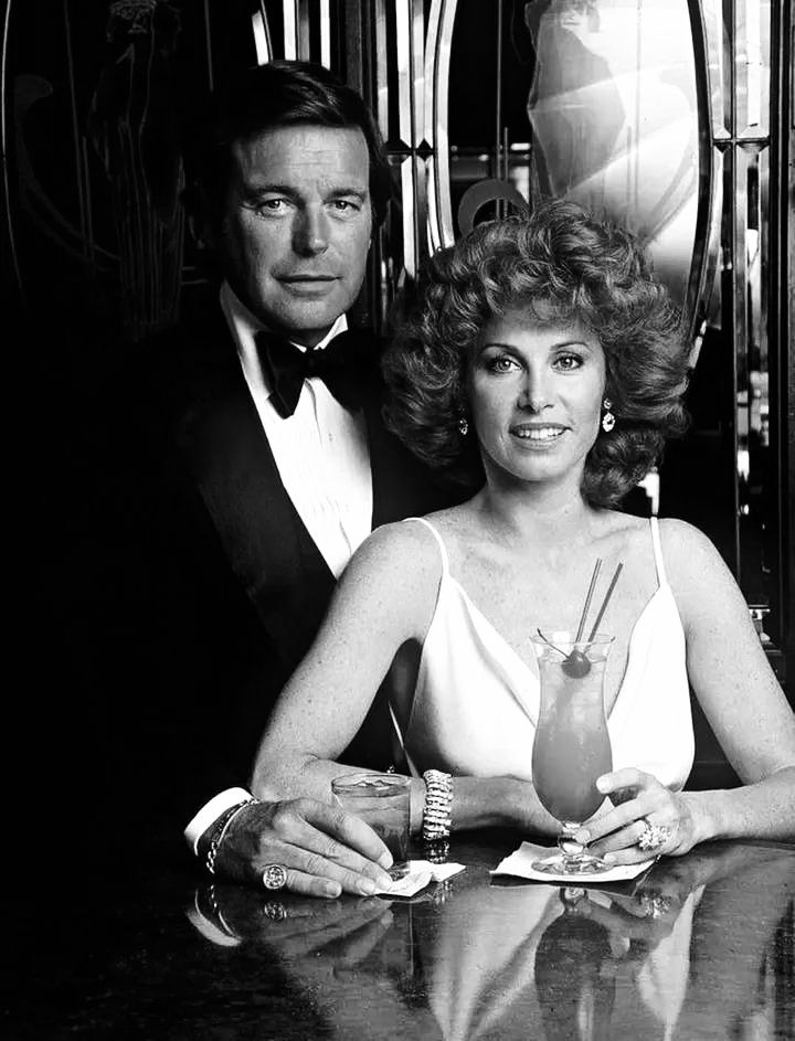 Hart To Hart (1979-1984)... - Golden Glimmers of History | Facebook