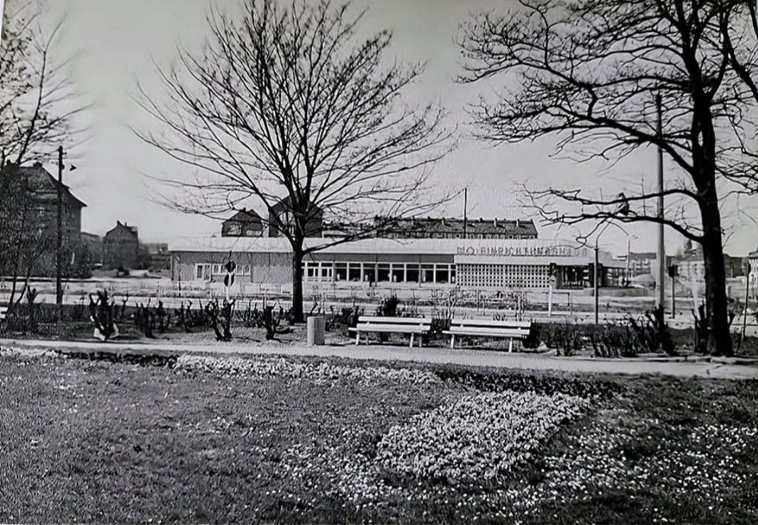 Halberstadt Blick auf das Einrichtungshaus 1980