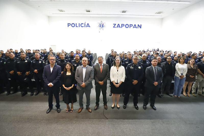 Consulado - 👮‍♀️💥 La Cónsul General Amy Scanlon acompañó la ...