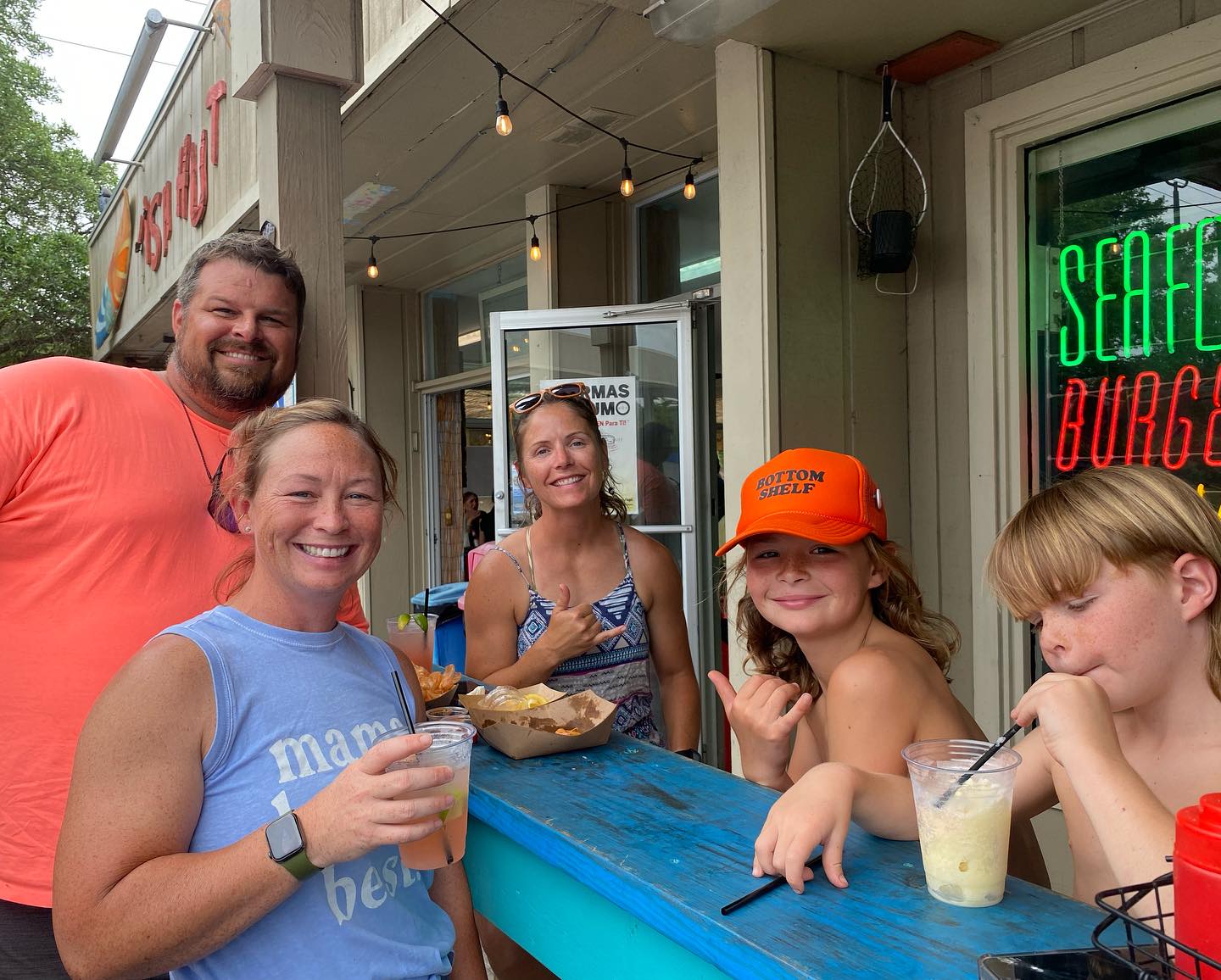 Fish Hut Grill - Hanging out at @fishhutgrill! Check these... | Facebook