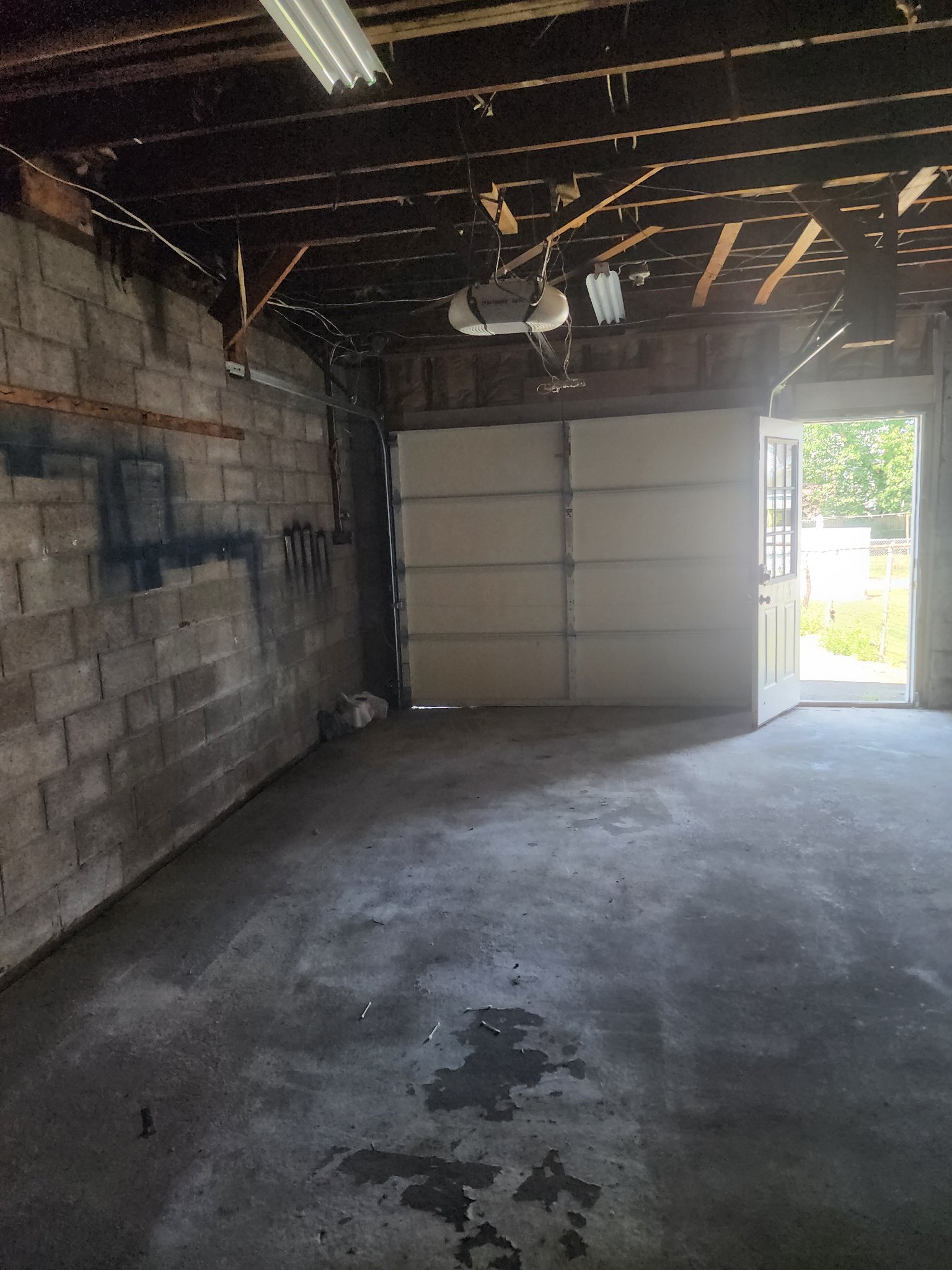 Garage For Rent - Property Rentals - Easton, Pennsylvania | Facebook ...