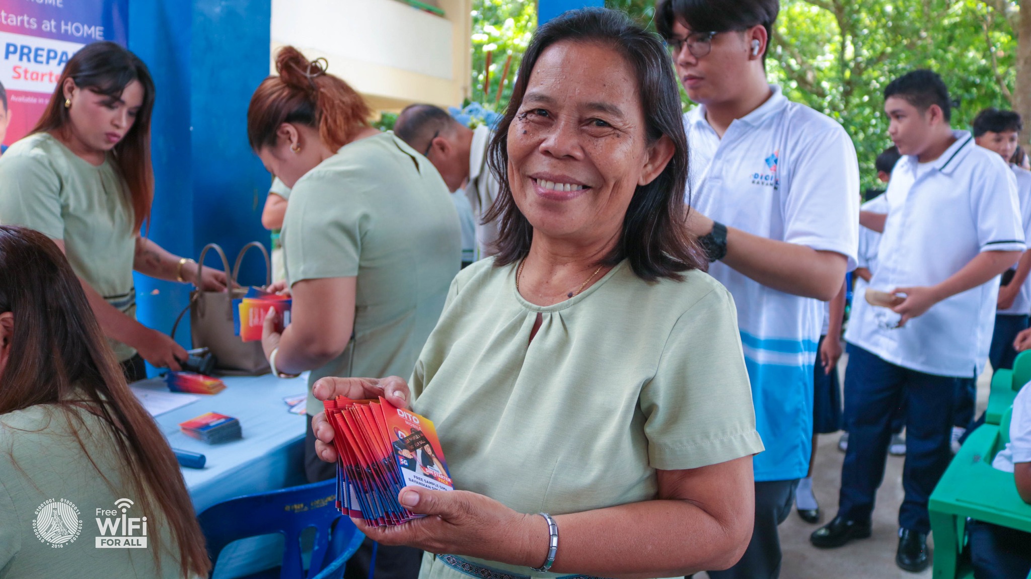 [PHOTOS] Bayanihan SIM sa Quezon: DICT, patuloy sa pagkonekta ng mga ...