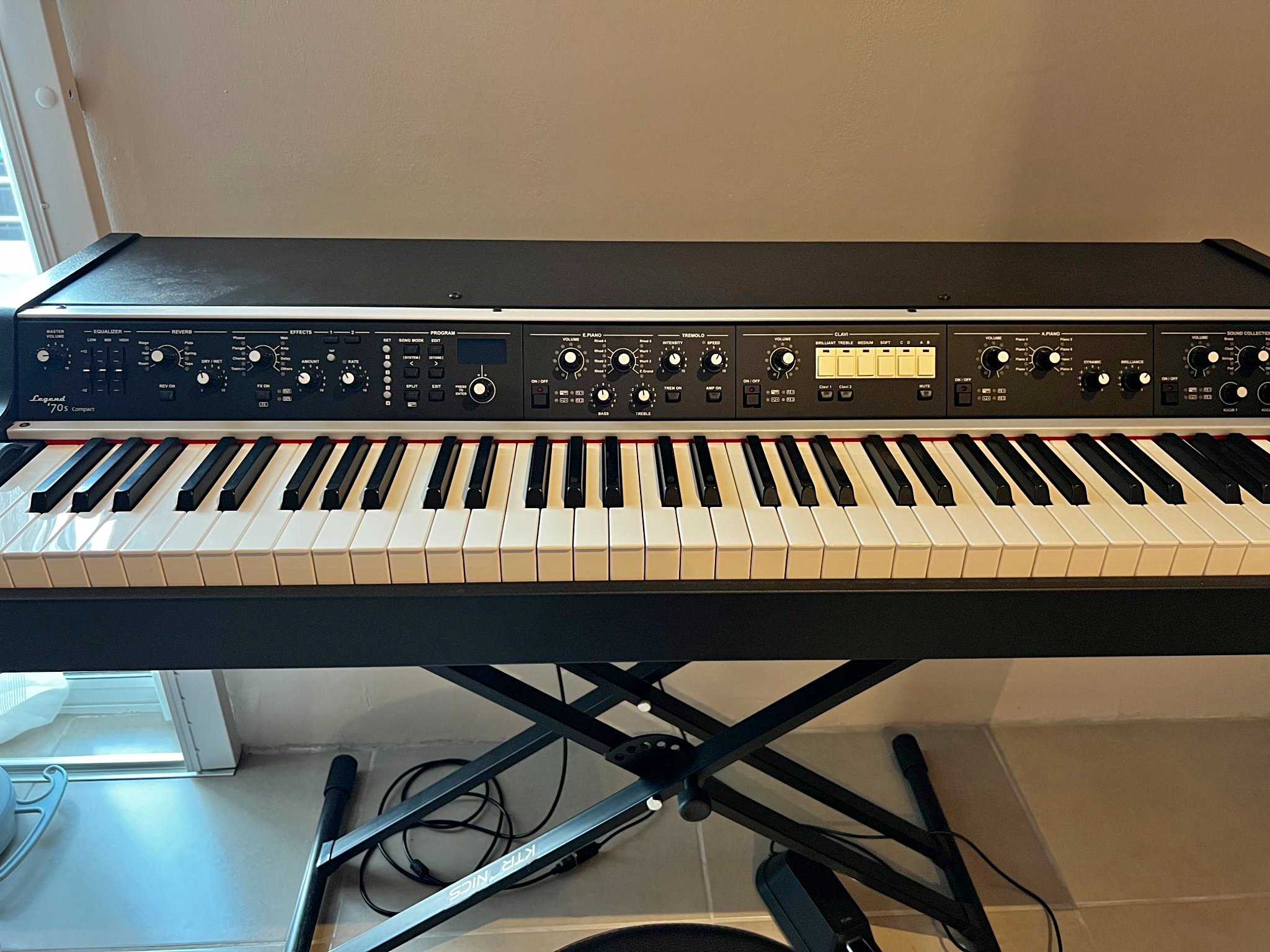 Professional Stage Keyboard 73 Keys | Clavier Scene Professionnel ...