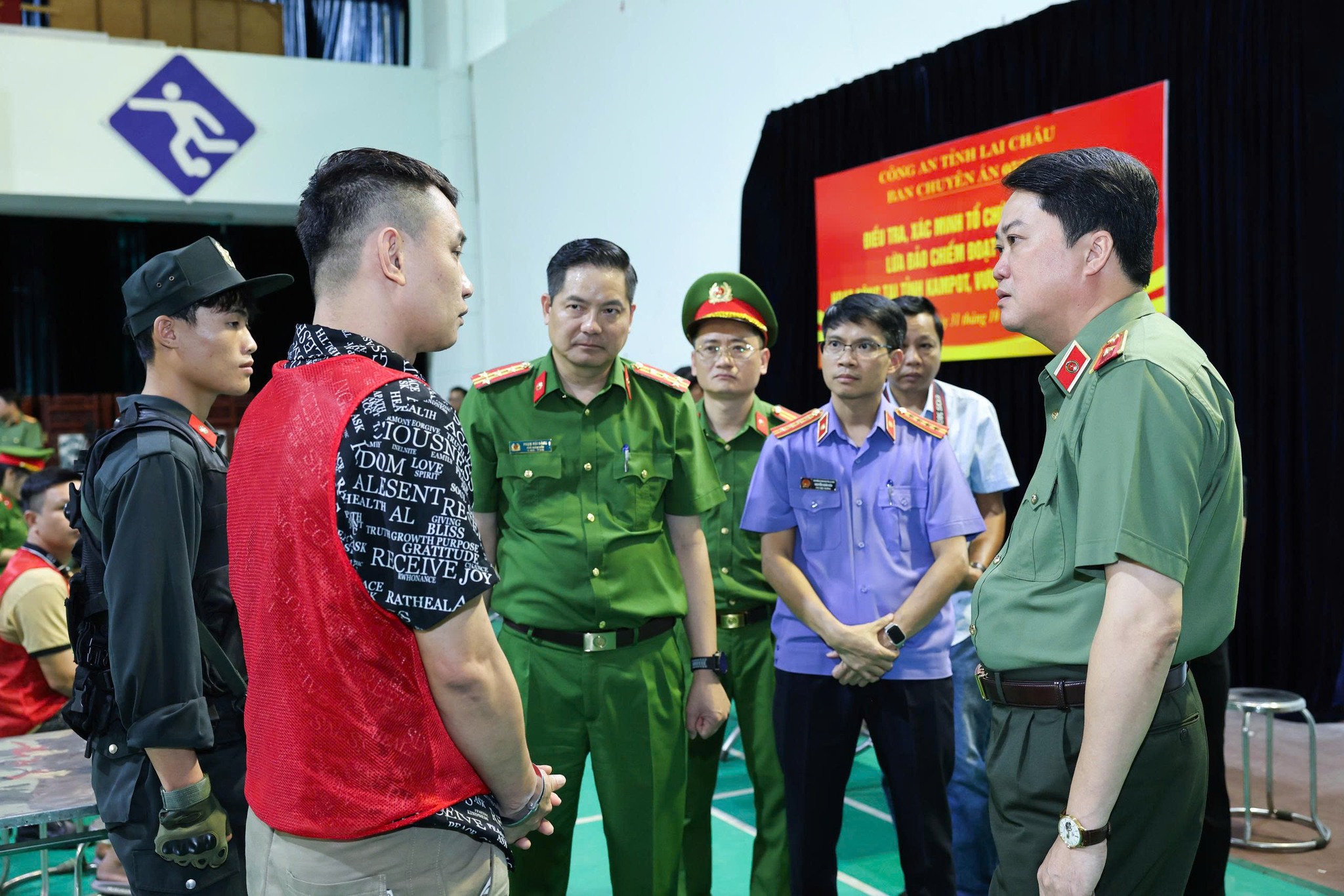 Công - Lãnh đạo Công an tỉnh và Viện Kiểm sát nhân dân tỉnh nắm tình ...