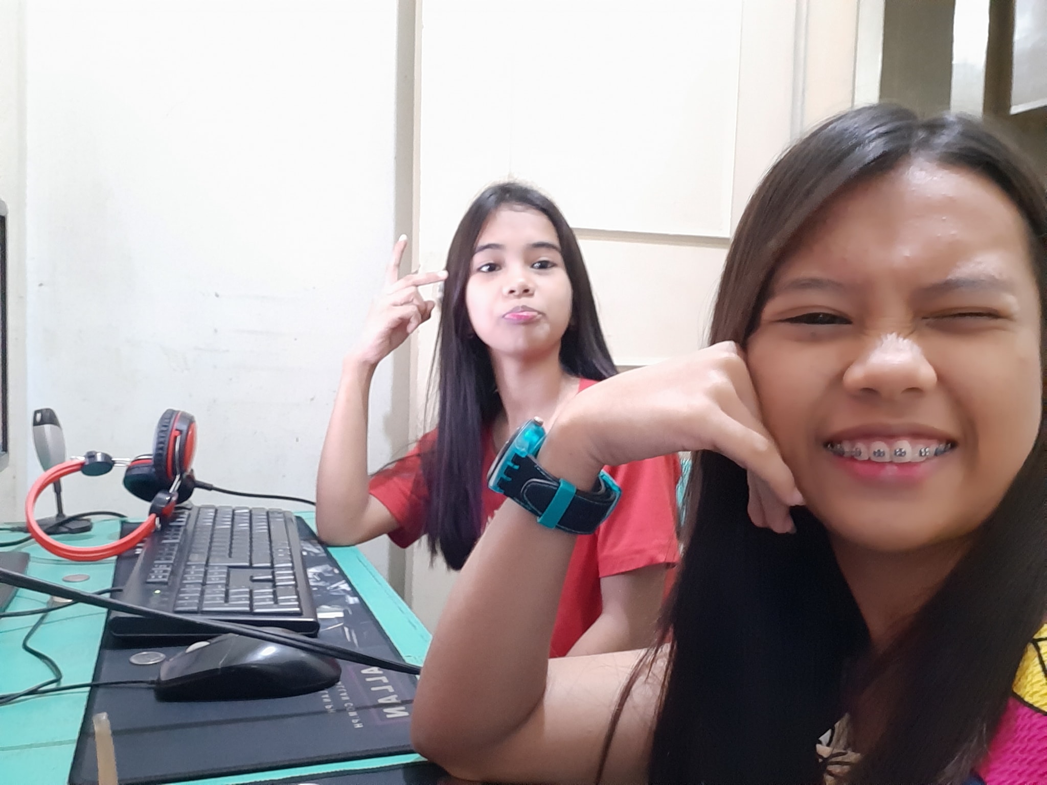 Neneth piso net computer shop