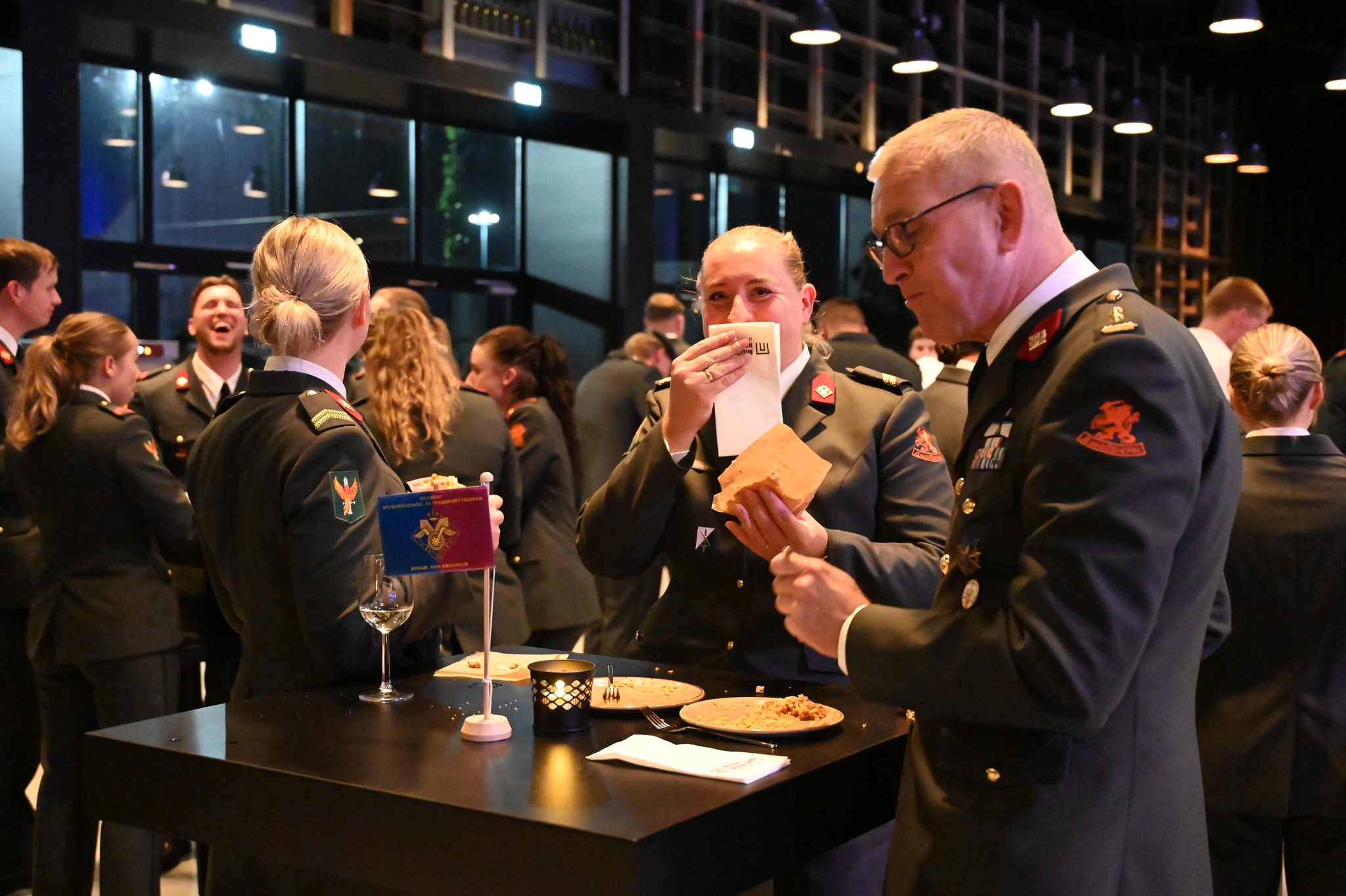 regiment-regiment-bevoorradings-transporttroepen