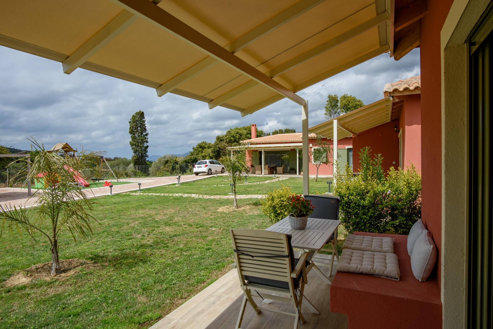 comfeto-mandolato-sweet-houses-lak-thra
