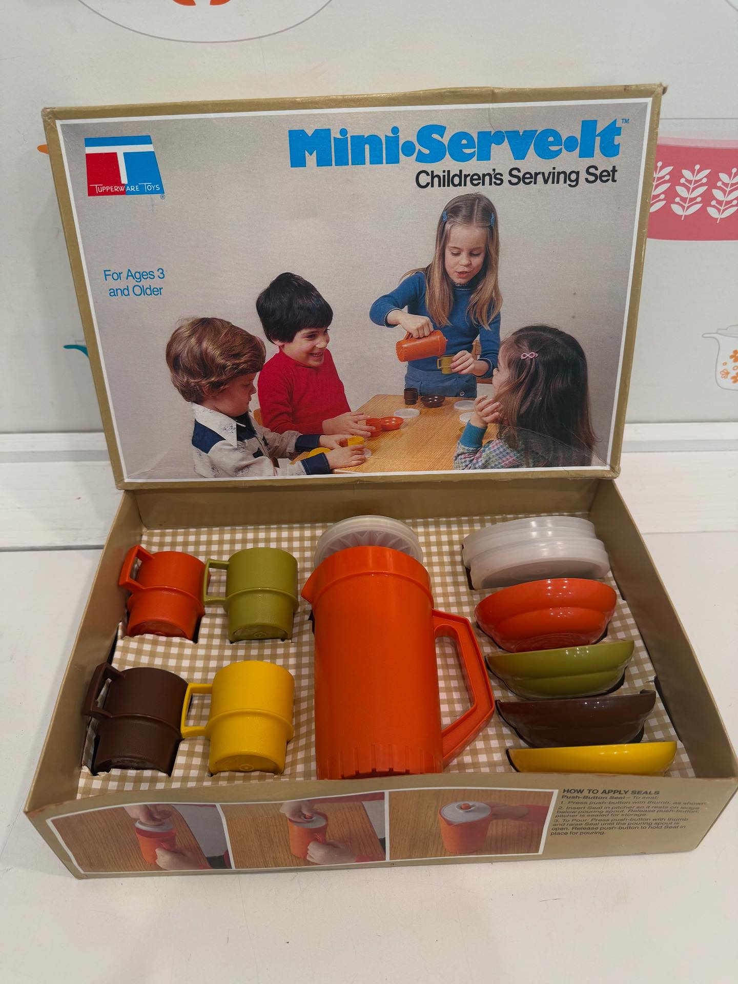 Tupperwareタッパーウェアキッチンキーパー2個セット SOLD ❤️ FOR SALE! 1979 TUPPERWARE MINI-SERVE-SET is NEW IN BOX