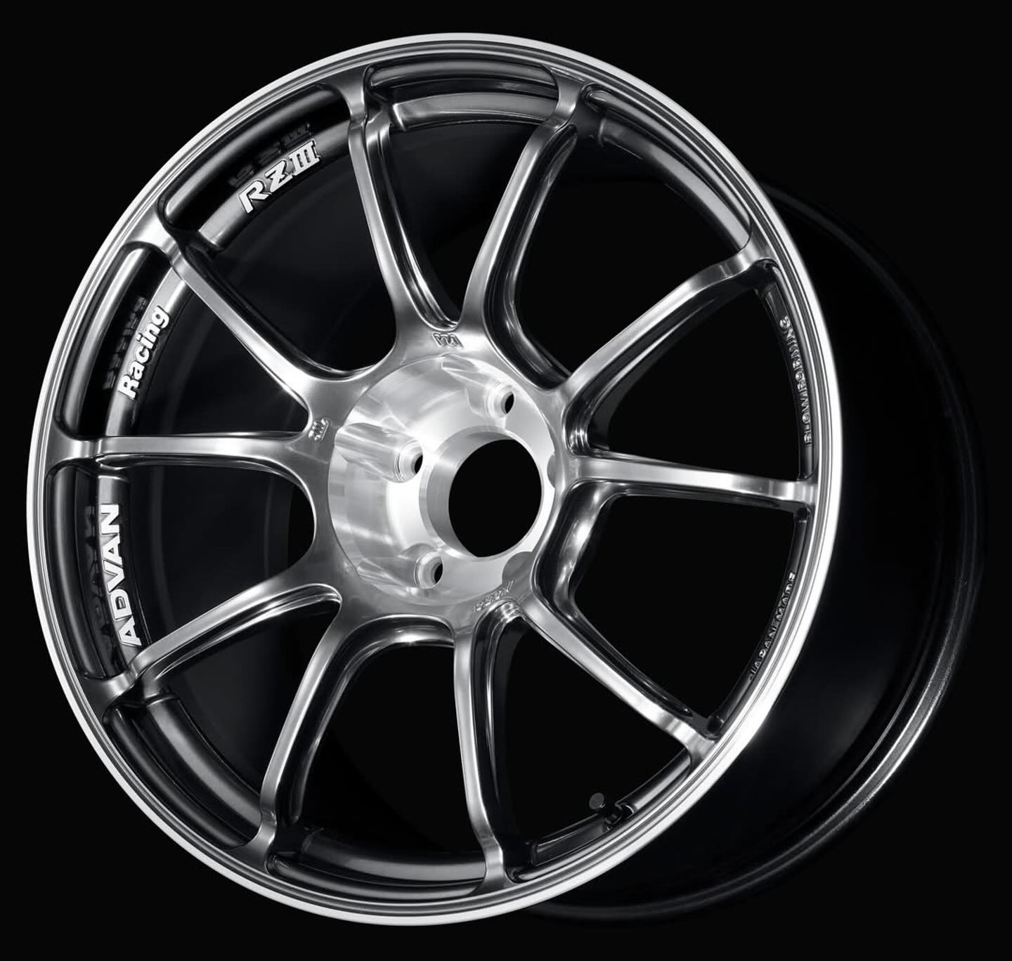 NISSAN RZ34 x ADVAN Racing RZ-DF2 @yokohamawheel_aus