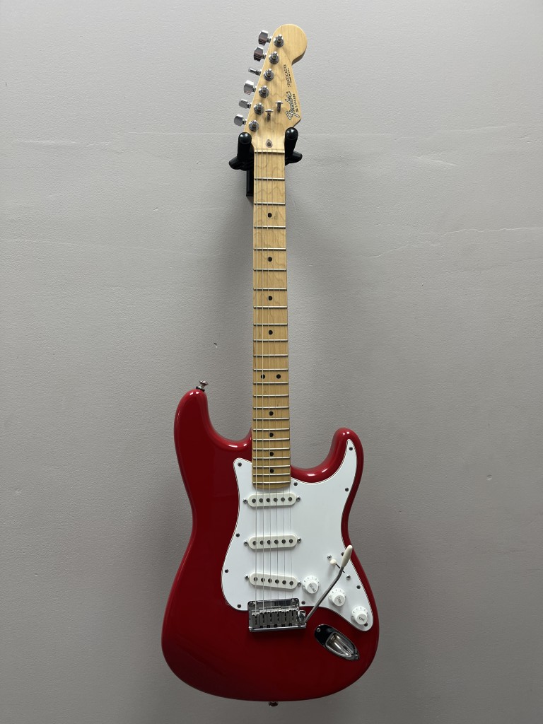 Rare 1987 Fender Custom Shop Stratocaster Guitar with Unique Features