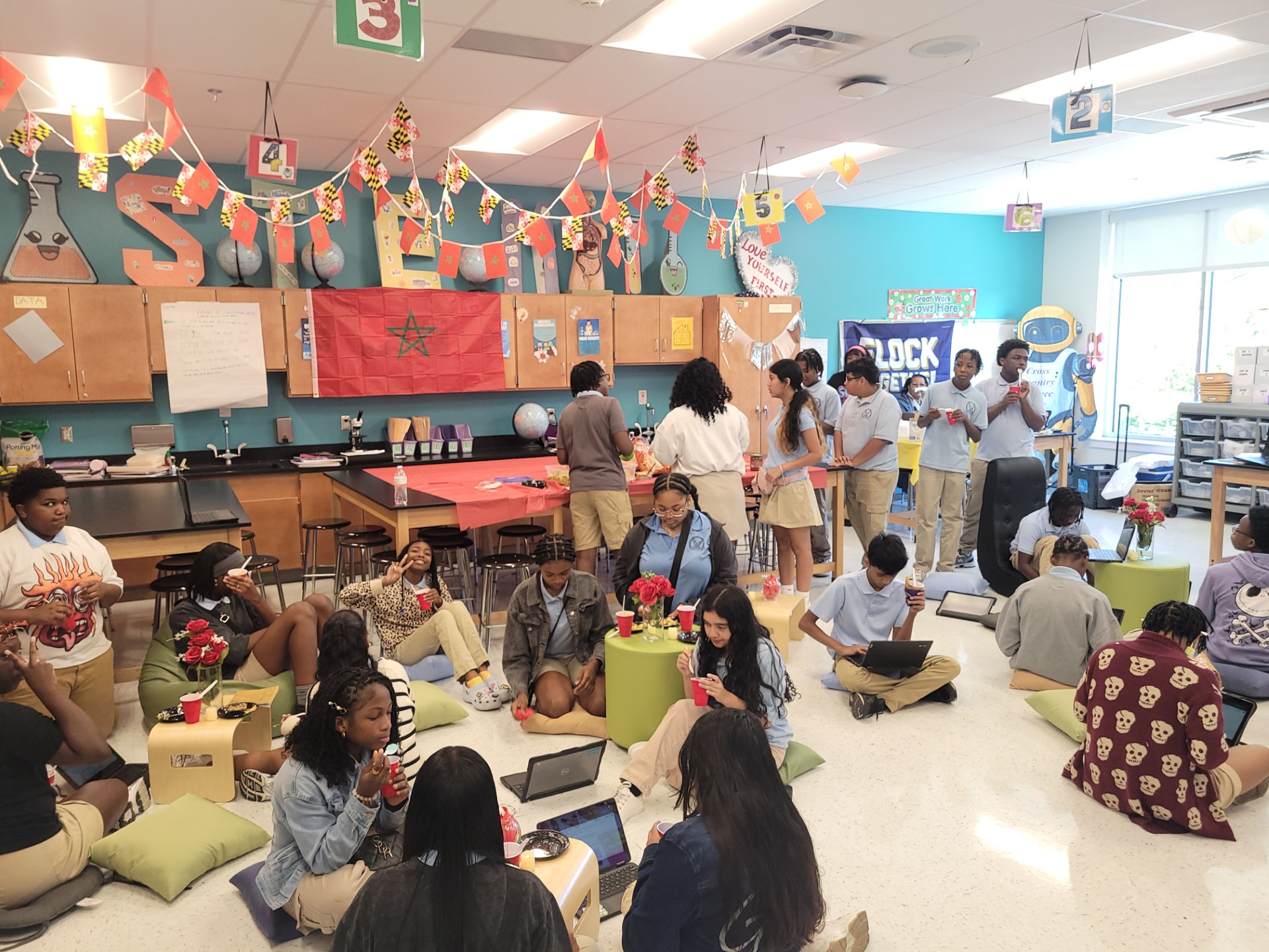 Baltimore - Ms. Lee’s eighth-grade science class at Cross Country ...