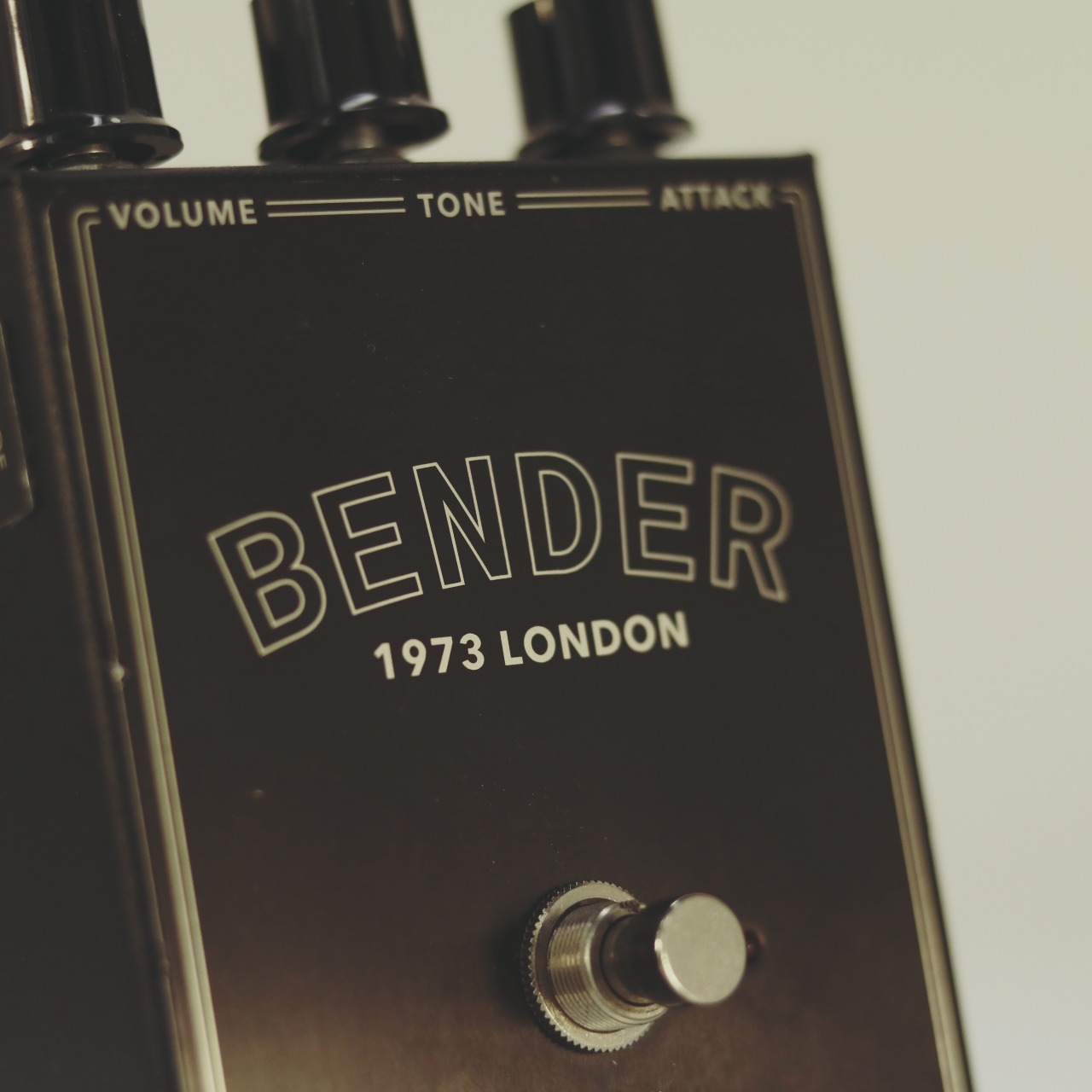 Electro-Harmonix EHX Bender fuzz pedal with blend knob